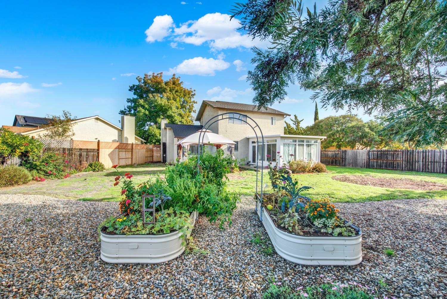 Suisun City, California, 94585, United States, 4 Bedrooms Bedrooms, ,3 BathroomsBathrooms,Residential,For Sale,1989604