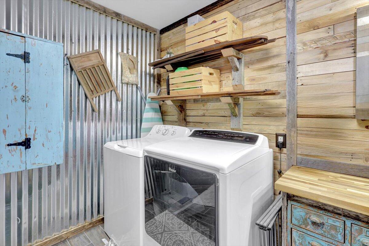 Dayton, Tennessee, 37321, United States, 3 Bedrooms Bedrooms, ,3 BathroomsBathrooms,Residential,For Sale,1967660