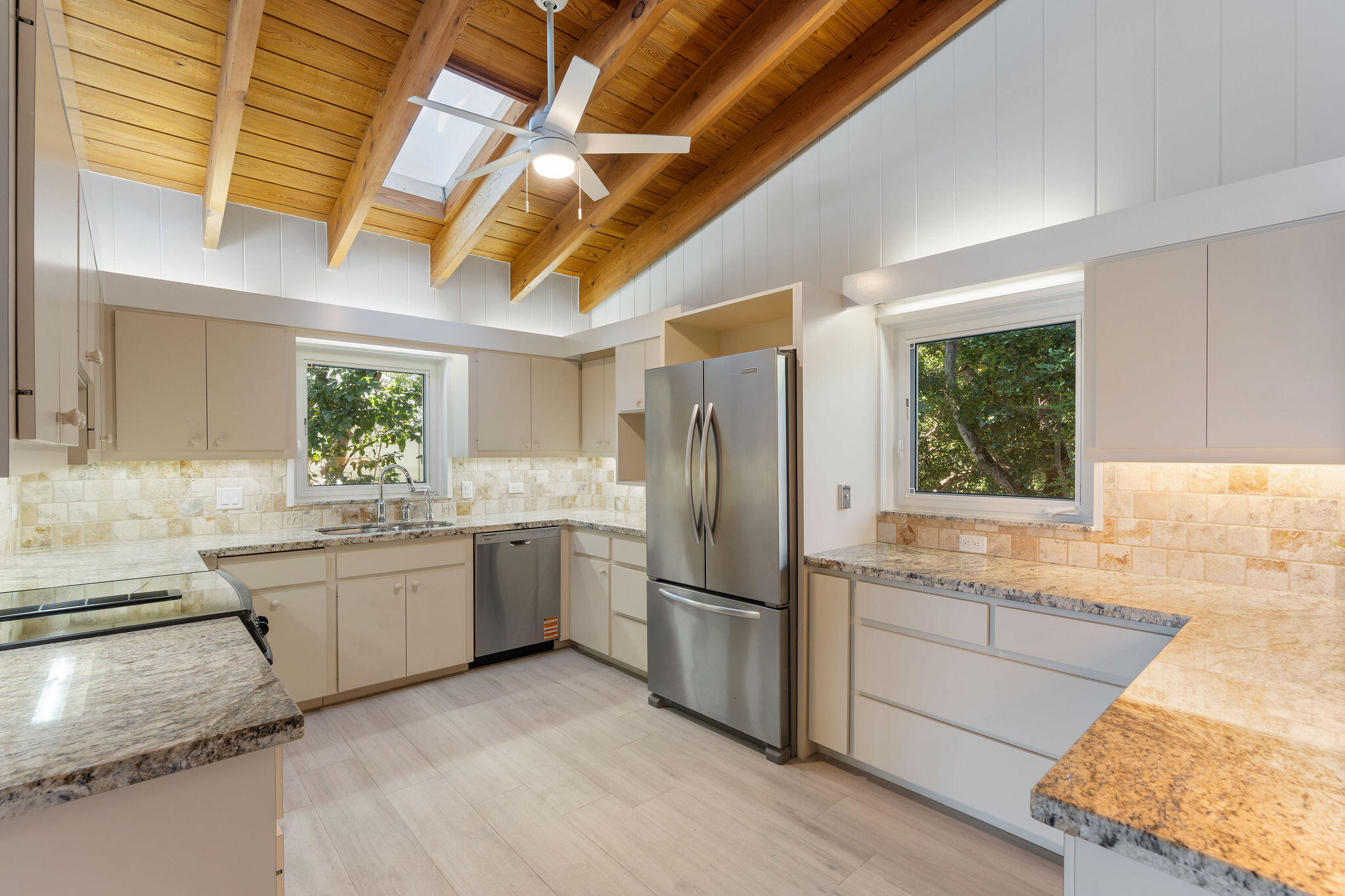 Tavernier, Florida, 33036, United States, 3 Bedrooms Bedrooms, ,3 BathroomsBathrooms,Residential,For Sale,2003295