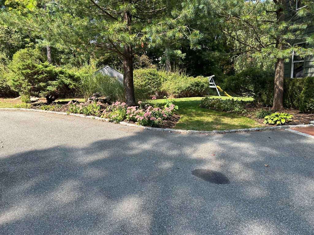 Holmes, New York, 12531, United States, 4 Bedrooms Bedrooms, ,2 BathroomsBathrooms,Residential,For Sale,1979476