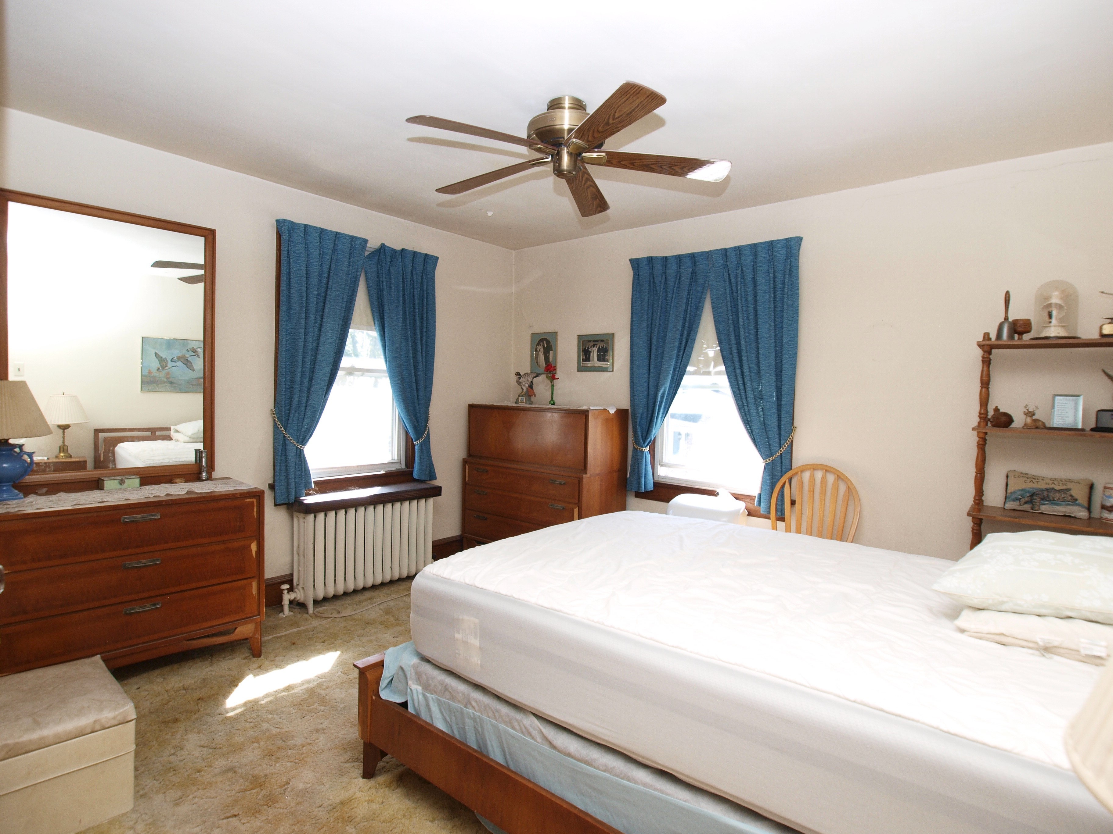 Pompton Plains, New Jersey, 07444, United States, 3 Bedrooms Bedrooms, ,1 BathroomBathrooms,Residential,For Sale,2005754