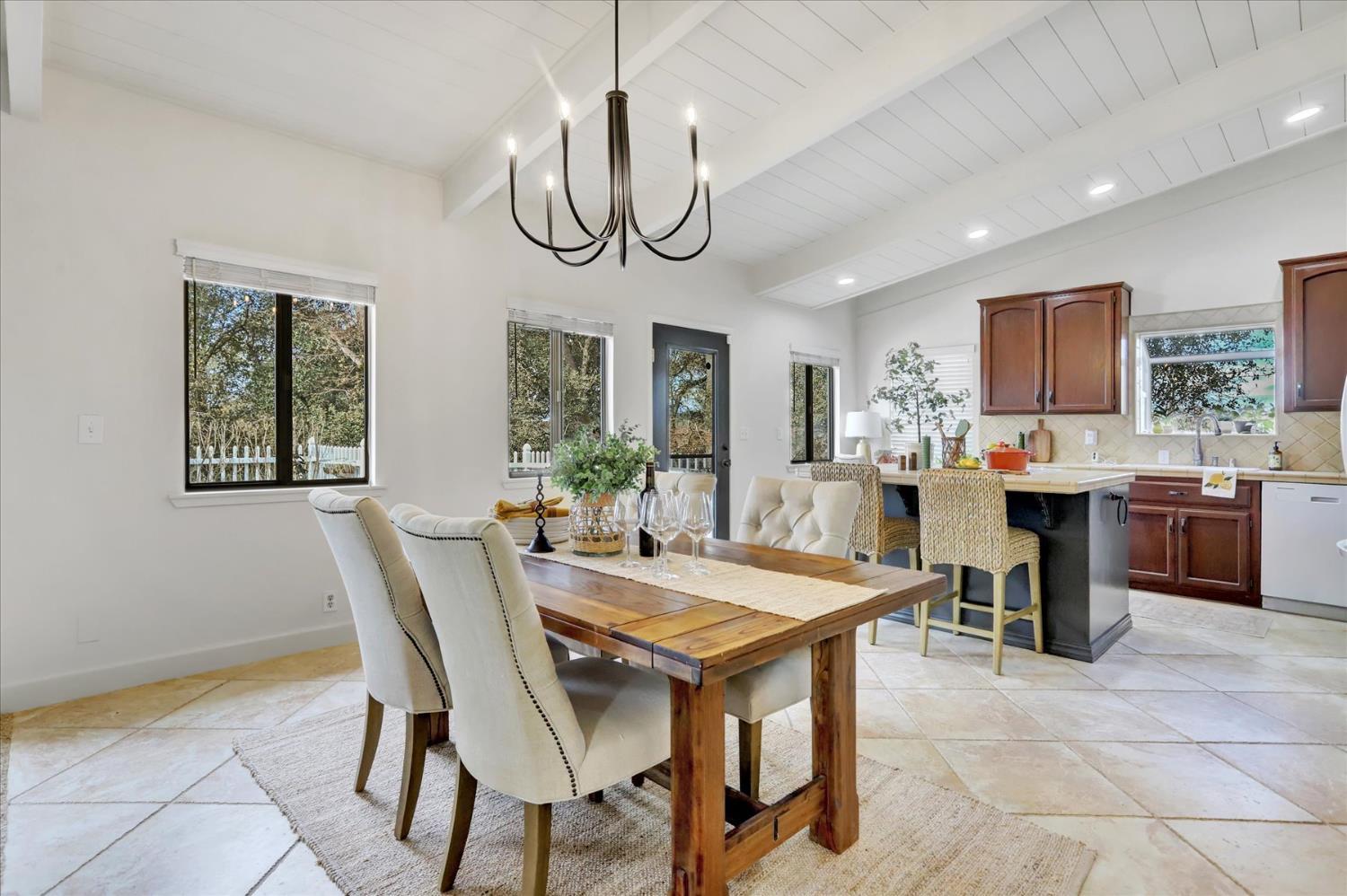 Auburn, California, 95602, United States, 3 Bedrooms Bedrooms, ,4 BathroomsBathrooms,Residential,For Sale,2020675