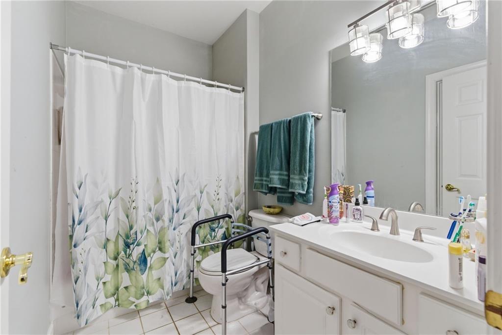 Cumming, Georgia, 30041, United States, 5 Bedrooms Bedrooms, ,4 BathroomsBathrooms,Residential,For Sale,2031919