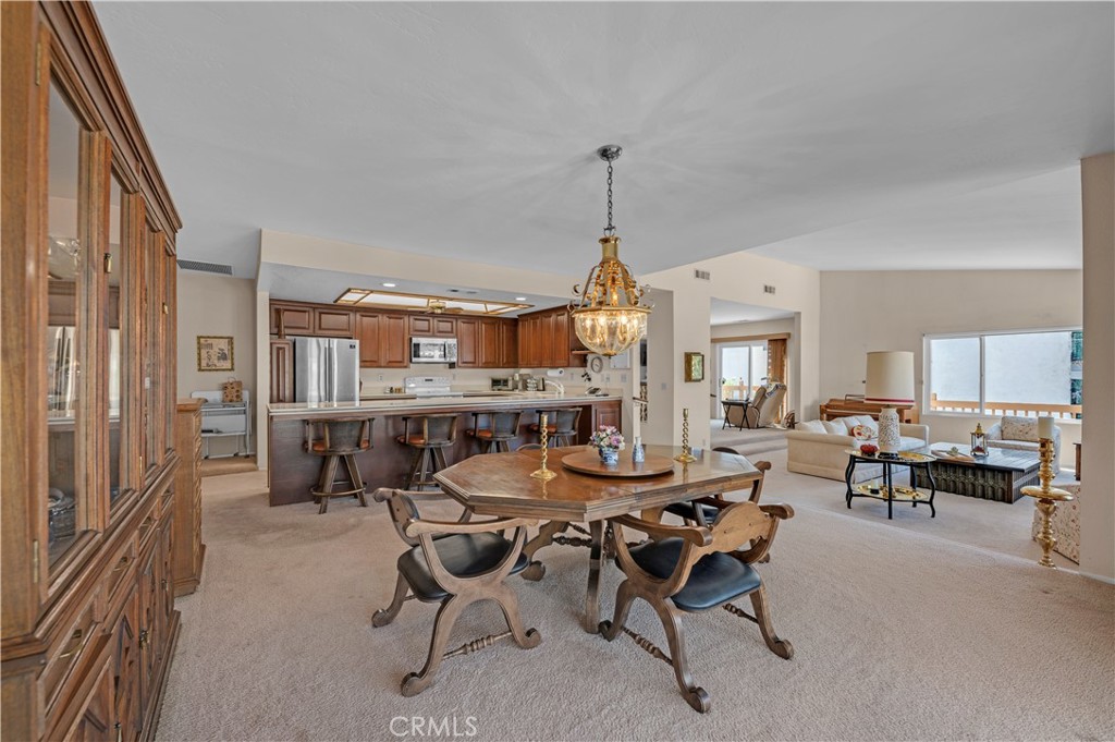 CANYON LAKE, California, 92587, United States, 4 Bedrooms Bedrooms, ,3 BathroomsBathrooms,Residential,For Sale,1805352