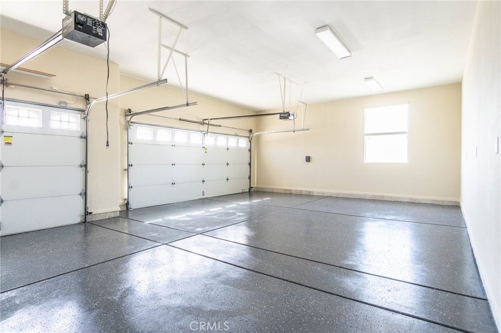 Apple Valley, California, 92307, United States, 5 Bedrooms Bedrooms, ,5 BathroomsBathrooms,Residential,For Sale,2025111