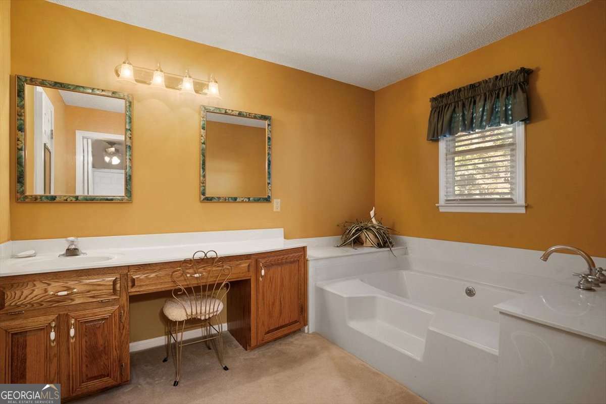 Arnoldsville, Georgia, 30619, United States, 4 Bedrooms Bedrooms, ,4 BathroomsBathrooms,Residential,For Sale,1987568