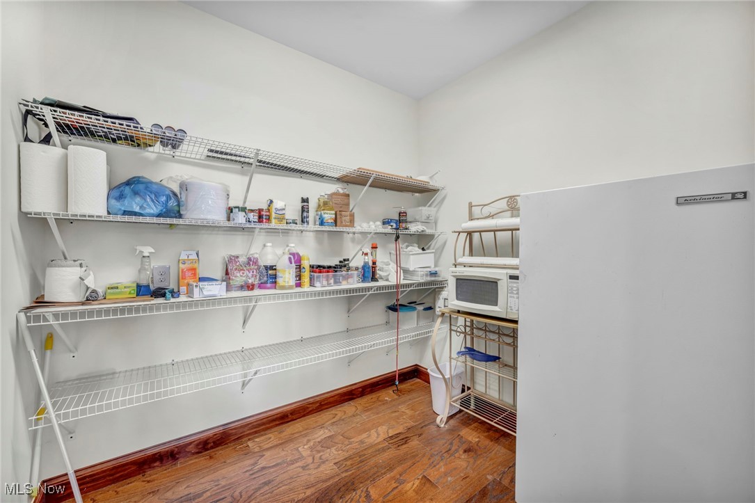 Lagrange, Ohio, 44050, United States, 3 Bedrooms Bedrooms, ,4 BathroomsBathrooms,Residential,For Sale,1795414