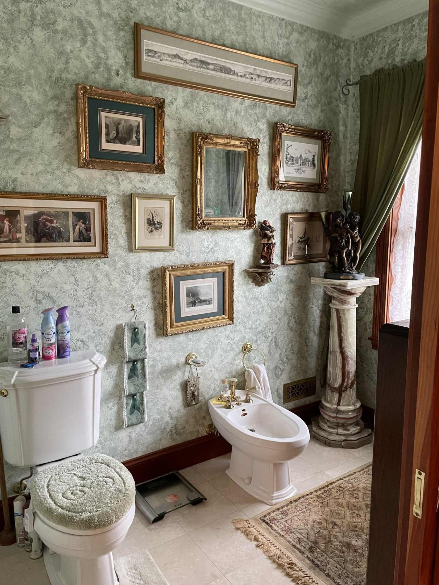 Selma, Oregon, 97538, United States, 4 Bedrooms Bedrooms, ,4 BathroomsBathrooms,Residential,For Sale,1981987