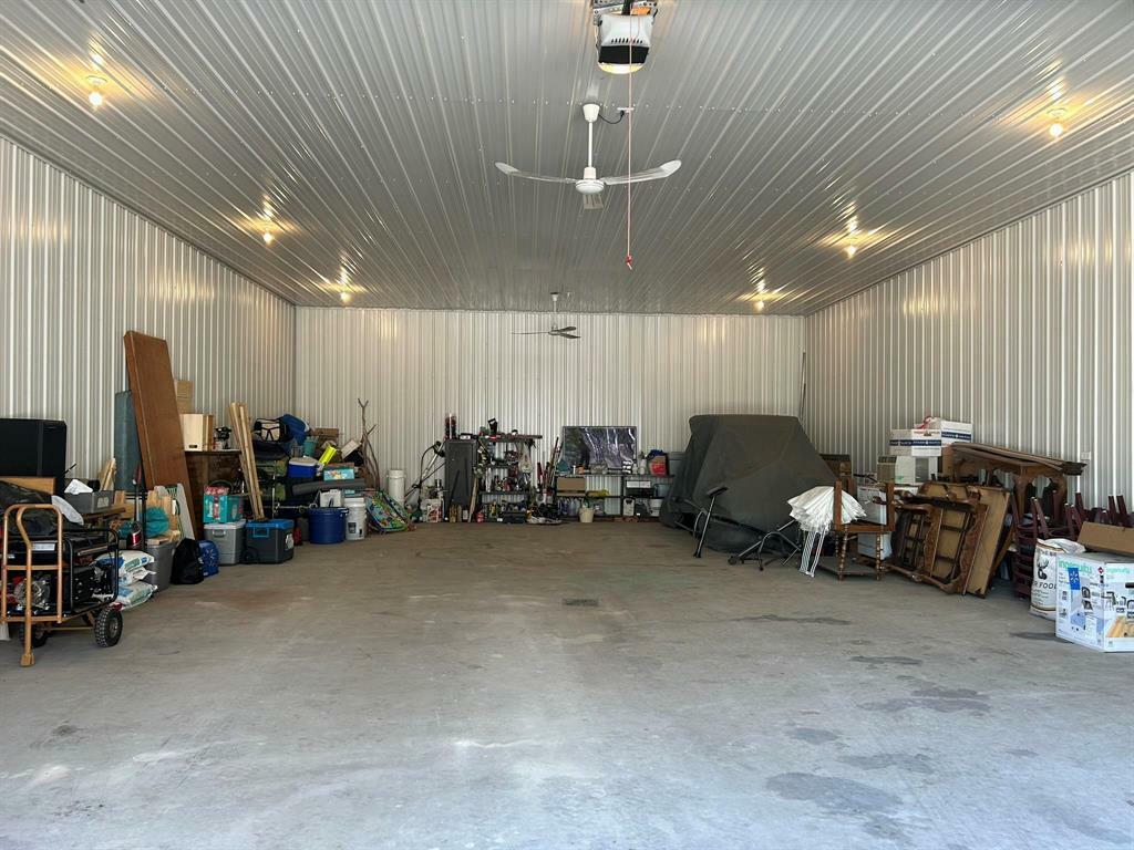 TRAVERSE BAY, Manitoba, R0E 2A0, CA, 2 Bedrooms Bedrooms, ,1 BathroomBathrooms,Residential,For Sale,1838361