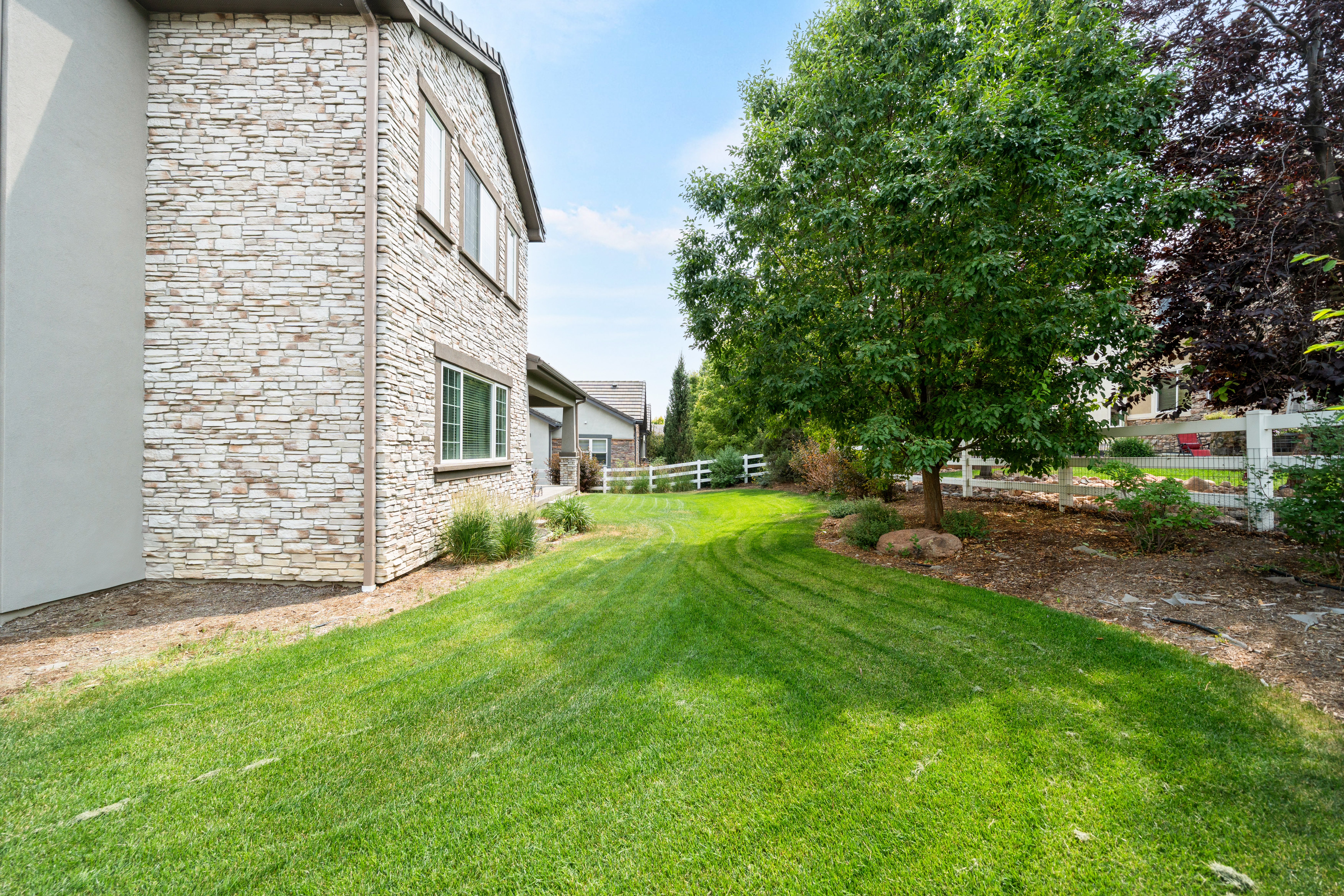 Beautifully upgraded home blends luxury, comfort, and functionality. - 物件實景
