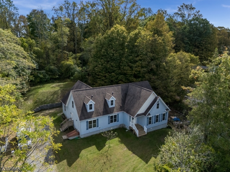 Lebanon Twp., New Jersey, 08826, United States, 3 Bedrooms Bedrooms, ,2 BathroomsBathrooms,Residential,For Sale,1960798