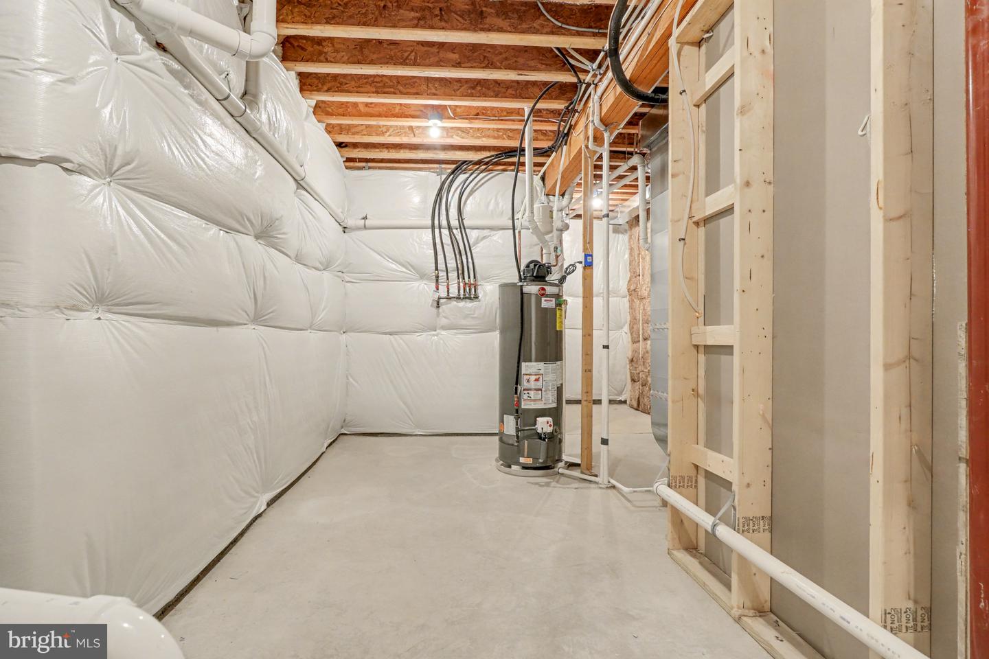 York, Pennsylvania, 17403, United States, 5 Bedrooms Bedrooms, ,6 BathroomsBathrooms,Residential,For Sale,2003251