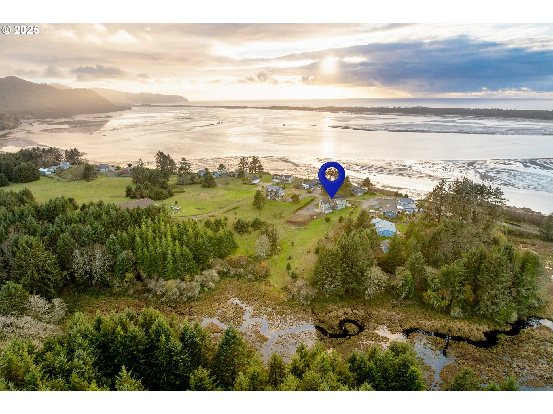 Tillamook, Oregon, 97141, United States, 3 Bedrooms Bedrooms, ,4 BathroomsBathrooms,Residential,For Sale,1998230