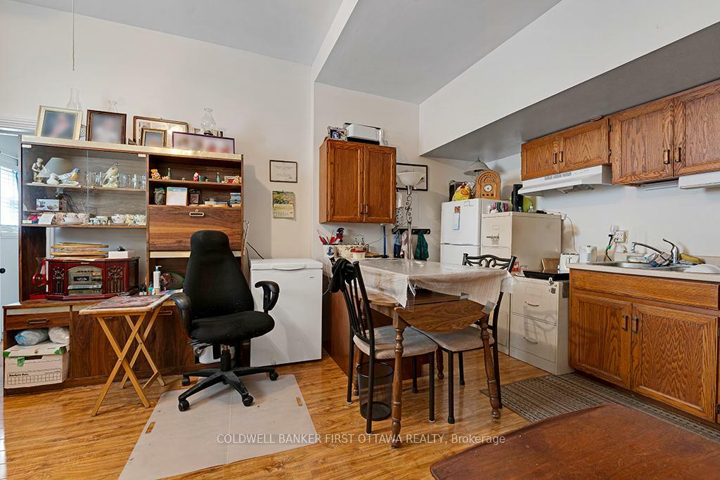 SMITHS FALLS, Ontario, K7A 2Z5, CA, 8 Bedrooms Bedrooms, ,Residential,For Sale,1866562
