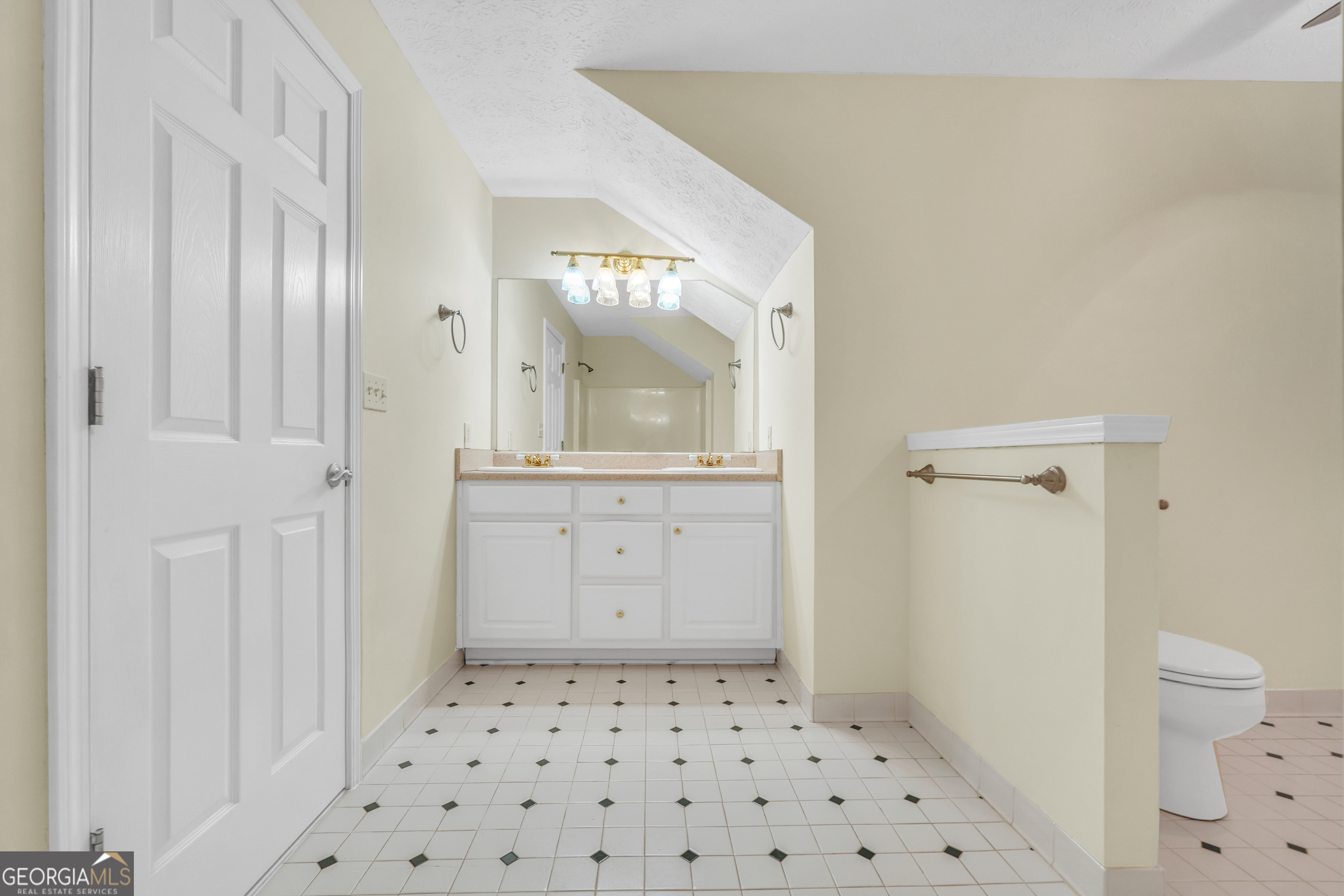 Locust Grove, Georgia, 30248, United States, 3 Bedrooms Bedrooms, ,3 BathroomsBathrooms,Residential,For Sale,1947869