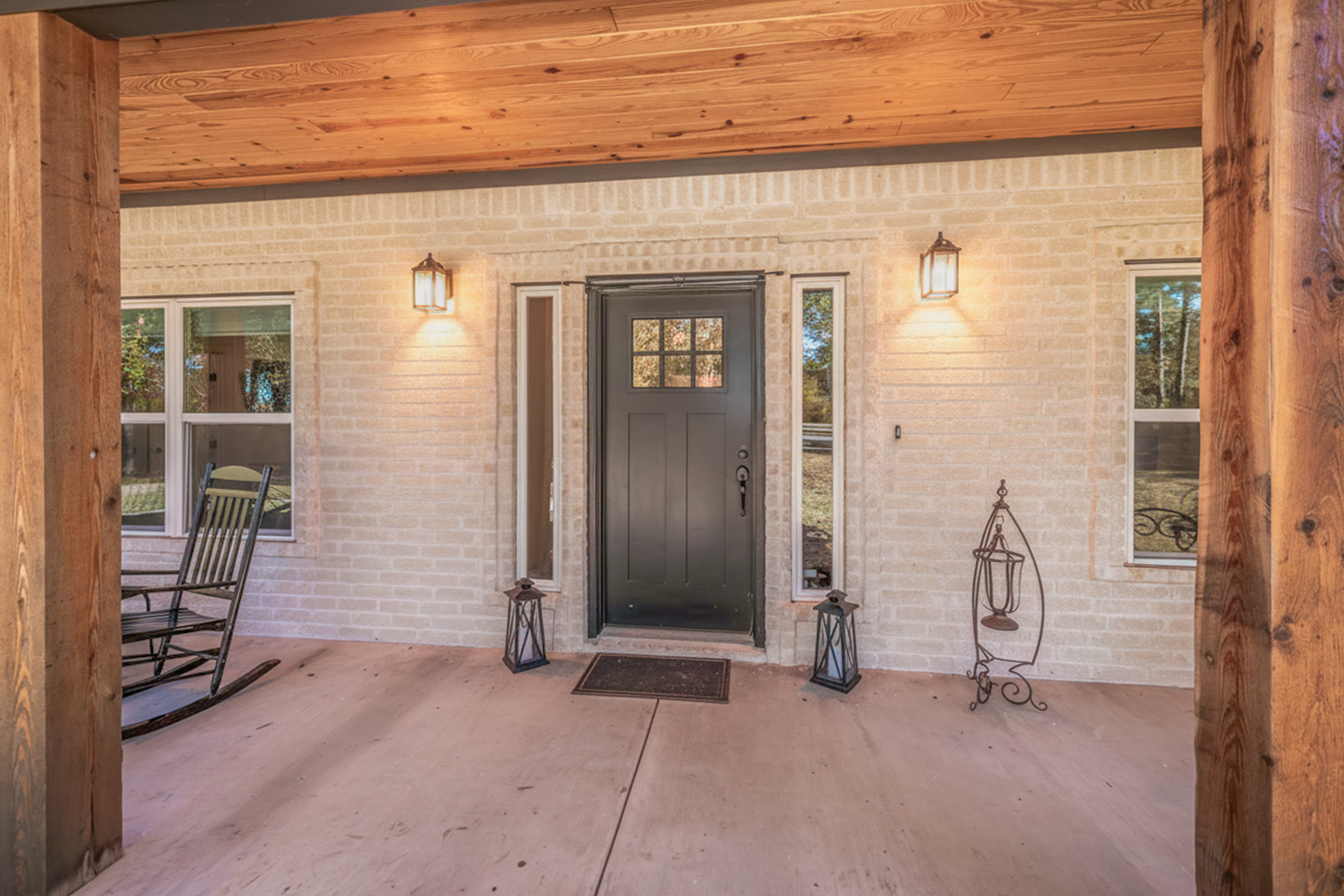 Jacksonville, Texas, 75766, United States, 3 Bedrooms Bedrooms, ,2 BathroomsBathrooms,Residential,For Sale,2012358