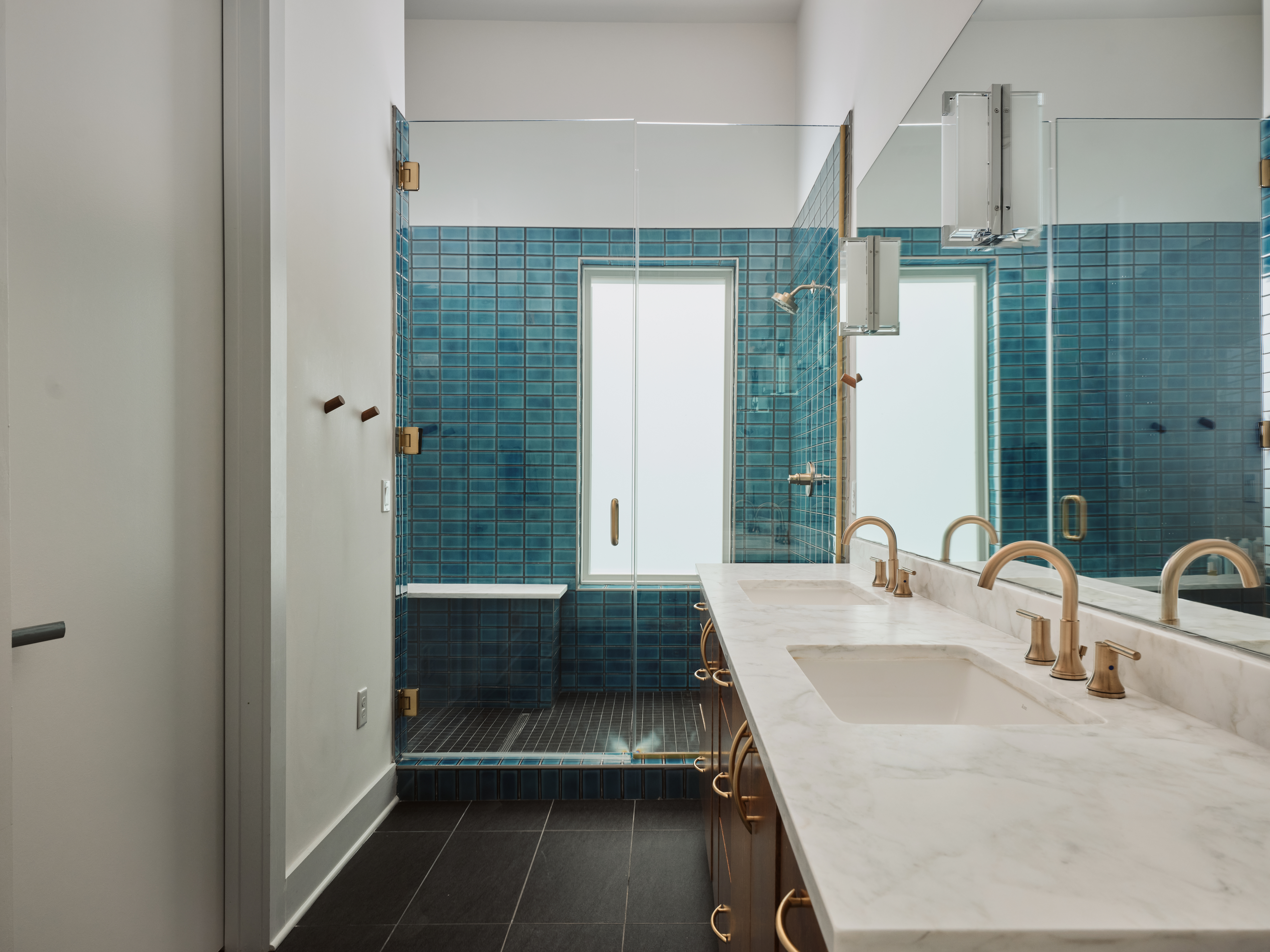  Province Tarrytown  2300 Enfield Road #306 - 物件實景