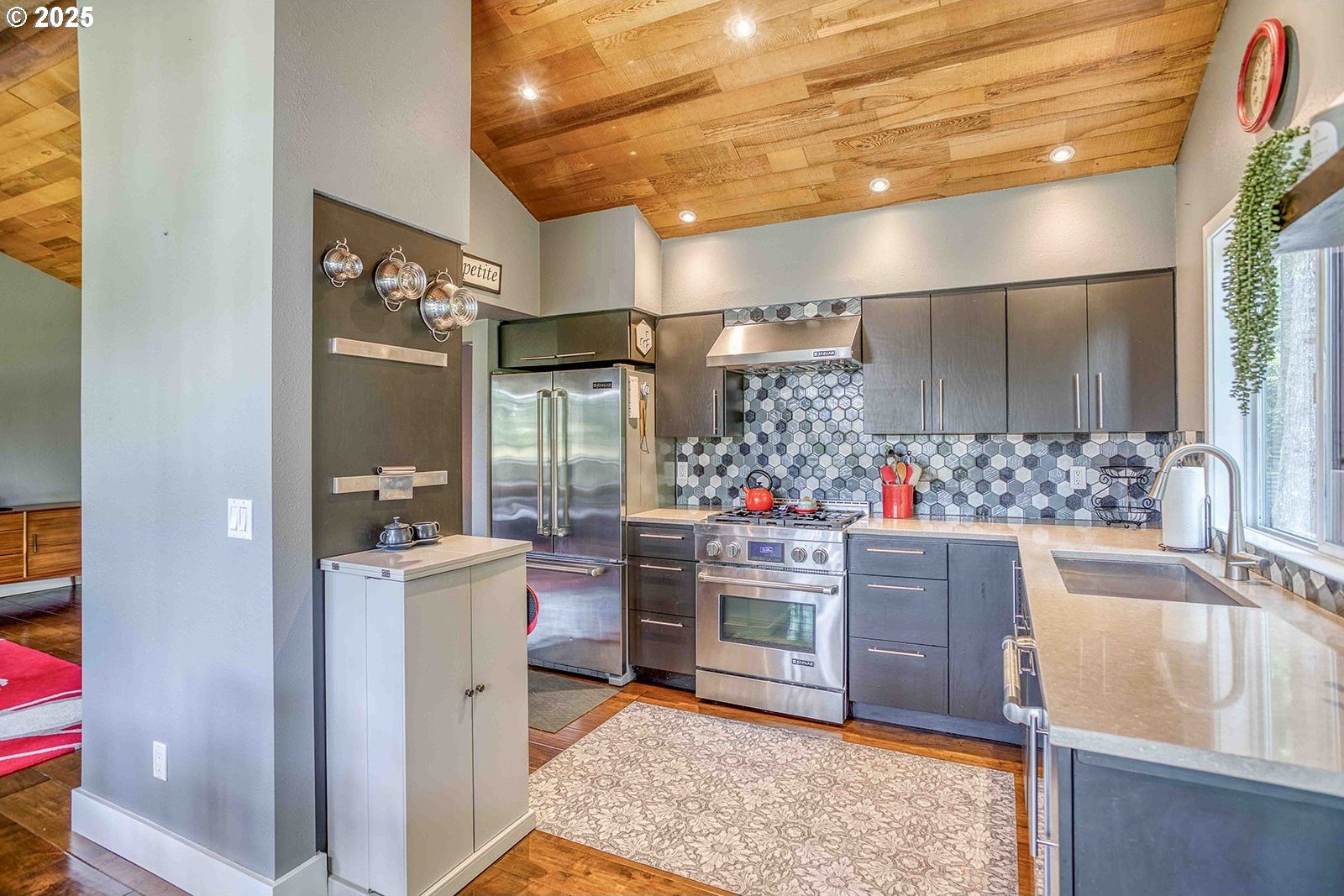 Gleneden Beach, Oregon, 97388, United States, 3 Bedrooms Bedrooms, ,2 BathroomsBathrooms,Residential,For Sale,1907119