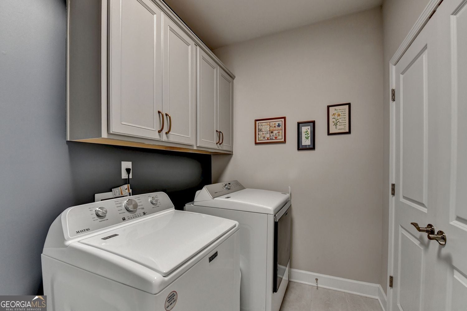 Greensboro, Georgia, 30642, United States, 2 Bedrooms Bedrooms, ,3 BathroomsBathrooms,Residential,For Sale,2017399