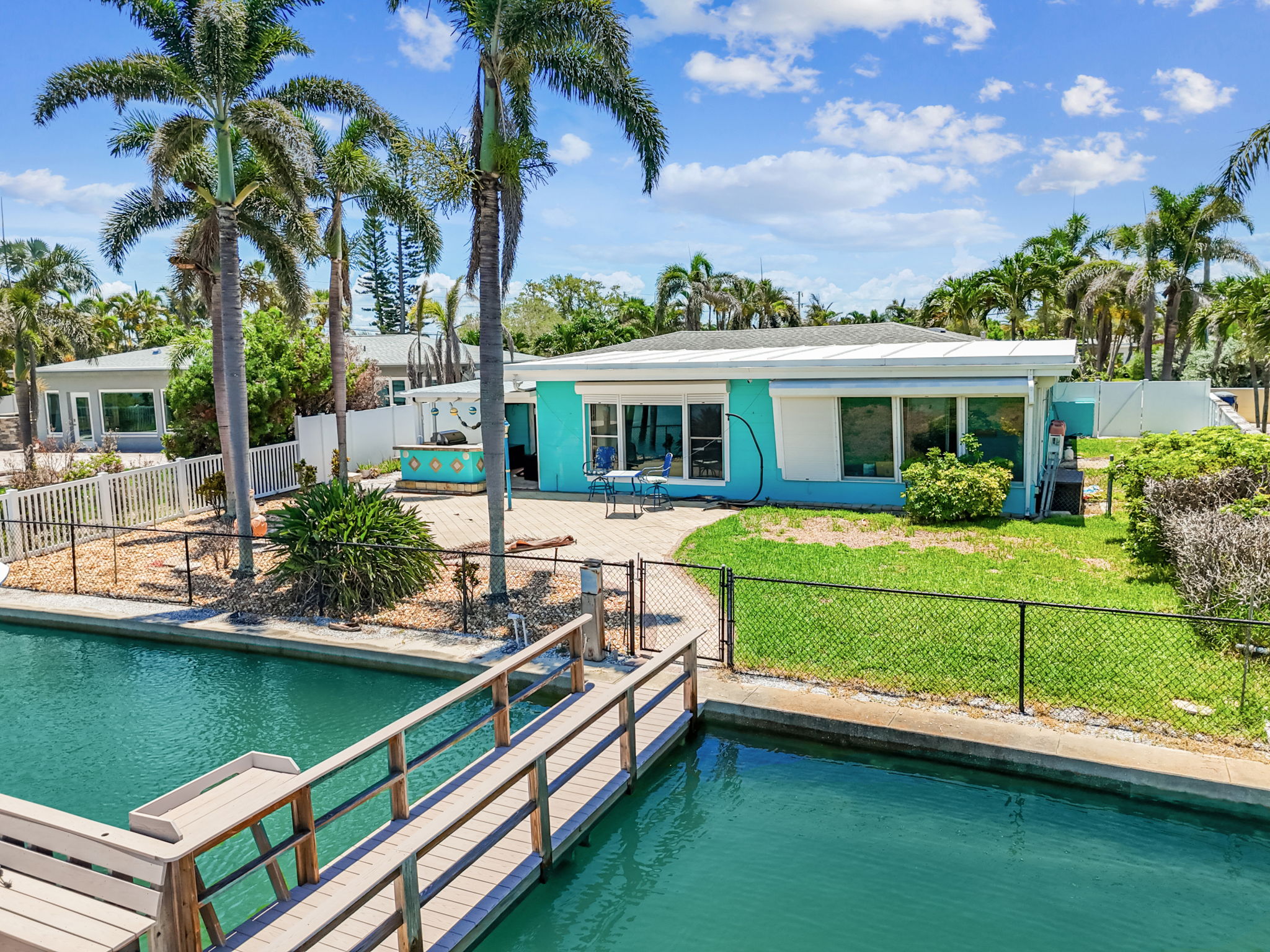 Treasure Island, Florida, 33706, United States, 3 Bedrooms Bedrooms, ,2 BathroomsBathrooms,Residential,For Sale,1985726