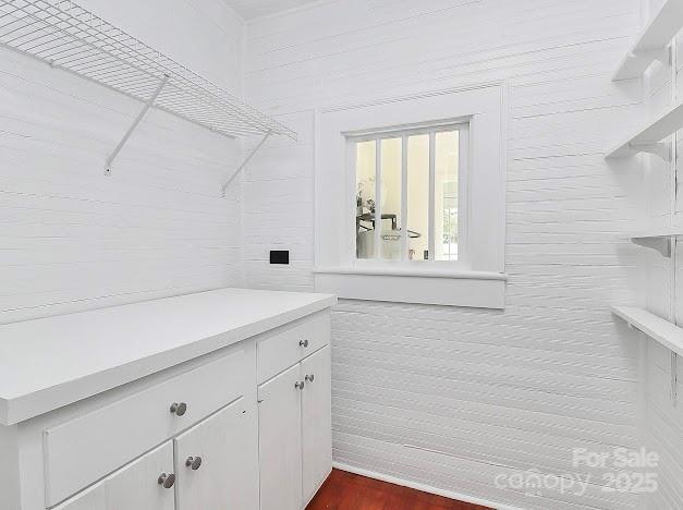 Charlotte, North Carolina, 28213, United States, 5 Bedrooms Bedrooms, ,3 BathroomsBathrooms,Residential,For Sale,1847572