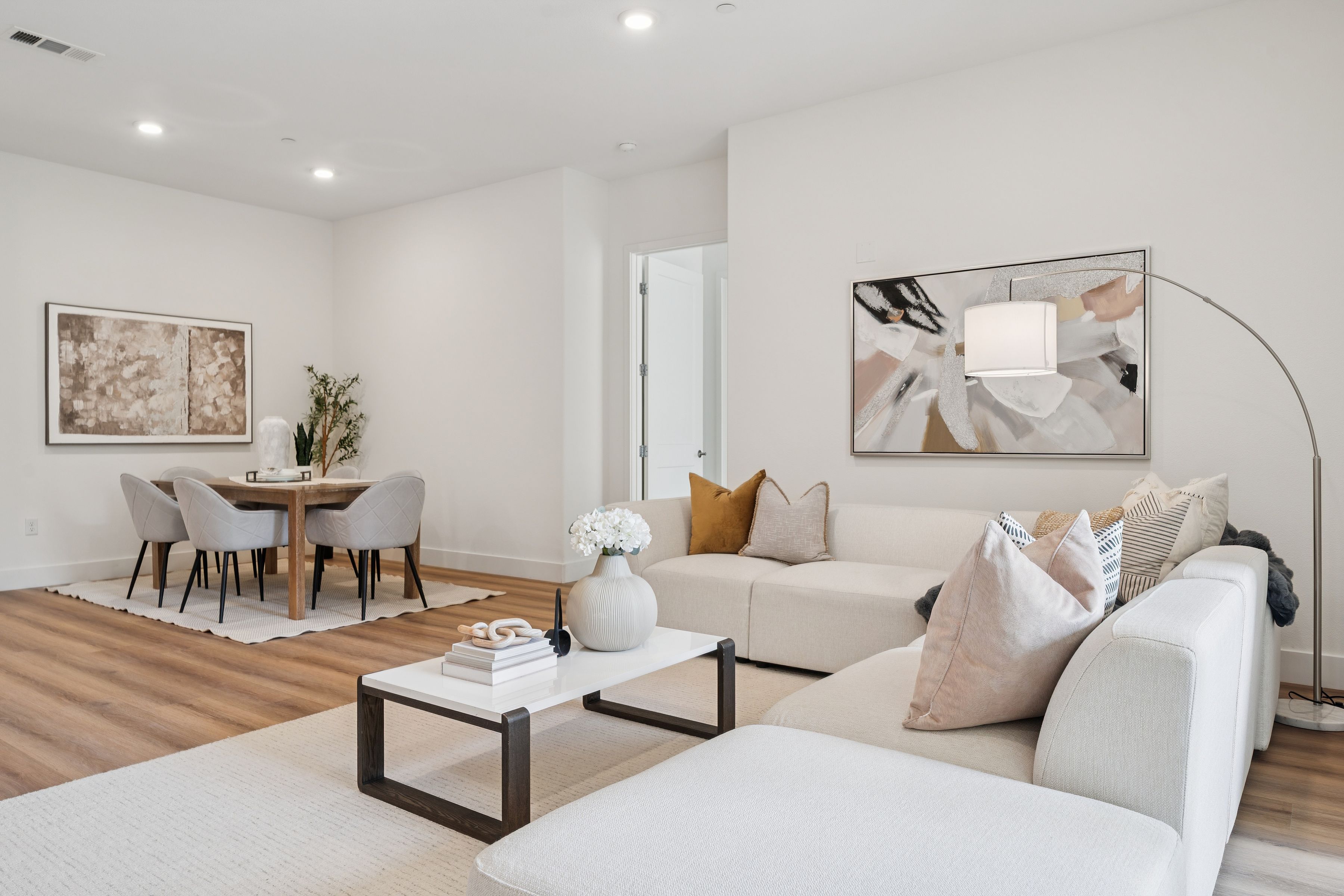  Luxury Light-Filled Metro Crossing Condo - 物件實景