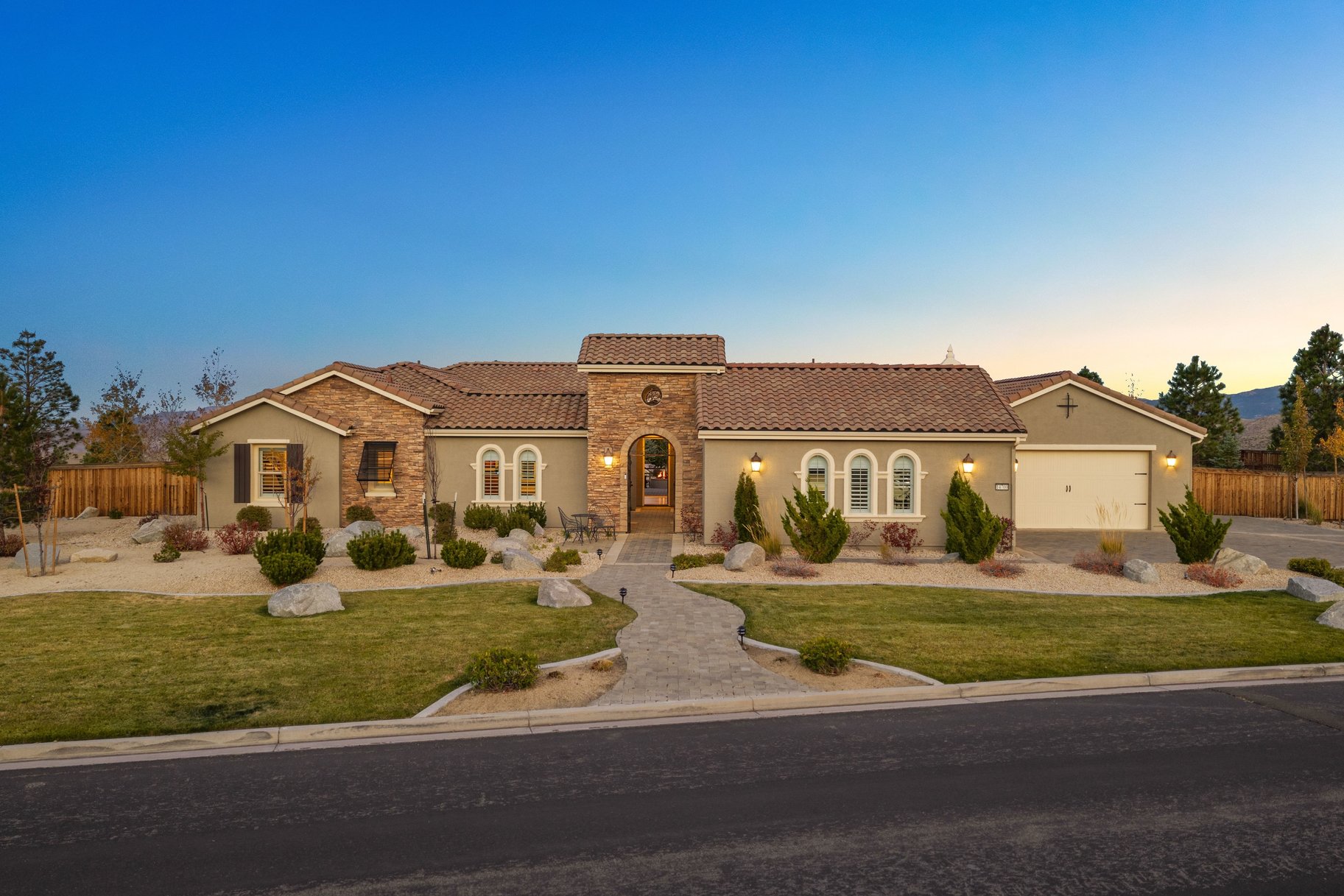  A Monte Vista Masterpiece  Panoramic Views, Exceptional Living - 物件實景