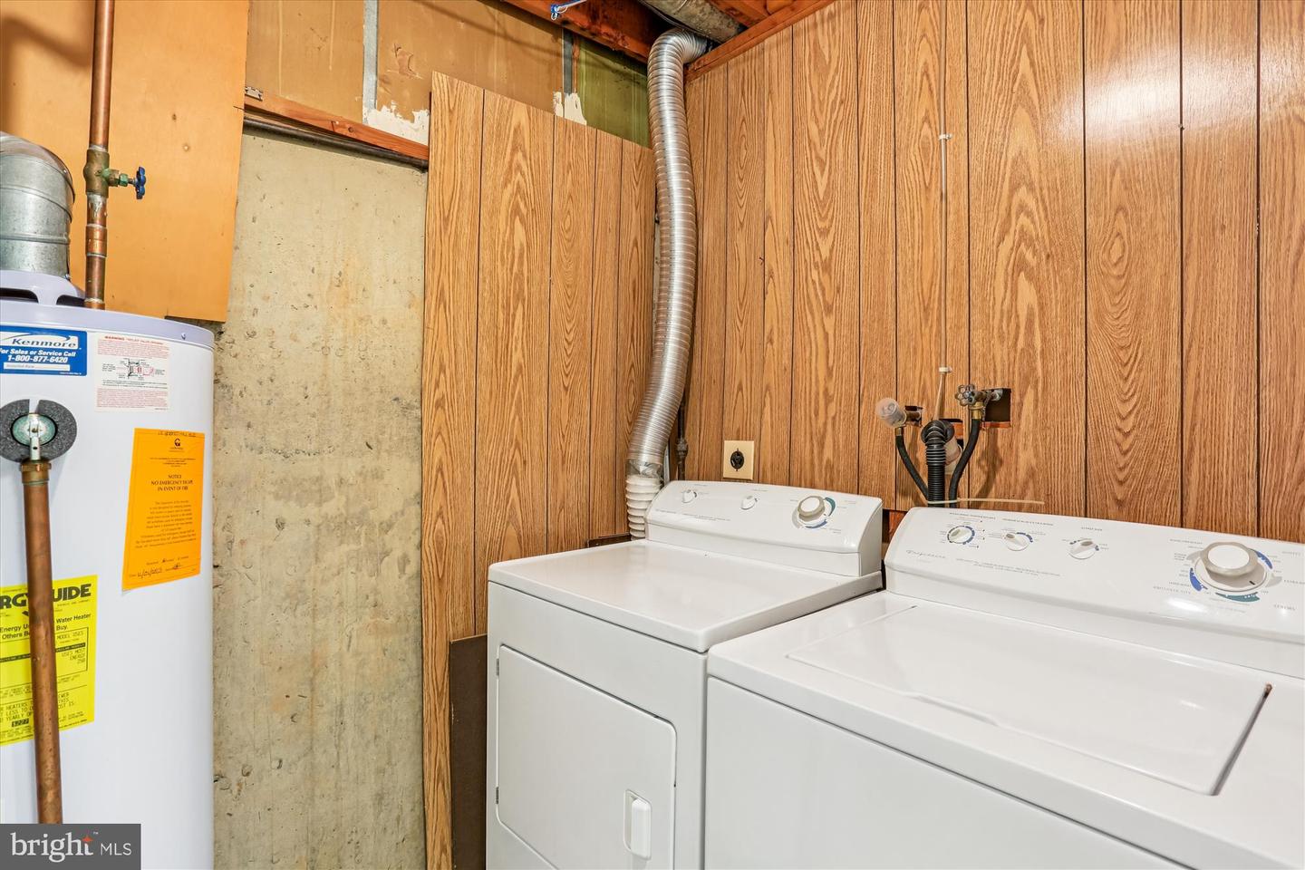 Gaithersburg, Maryland, 20878, United States, 3 Bedrooms Bedrooms, ,4 BathroomsBathrooms,Residential,For Sale,1995929