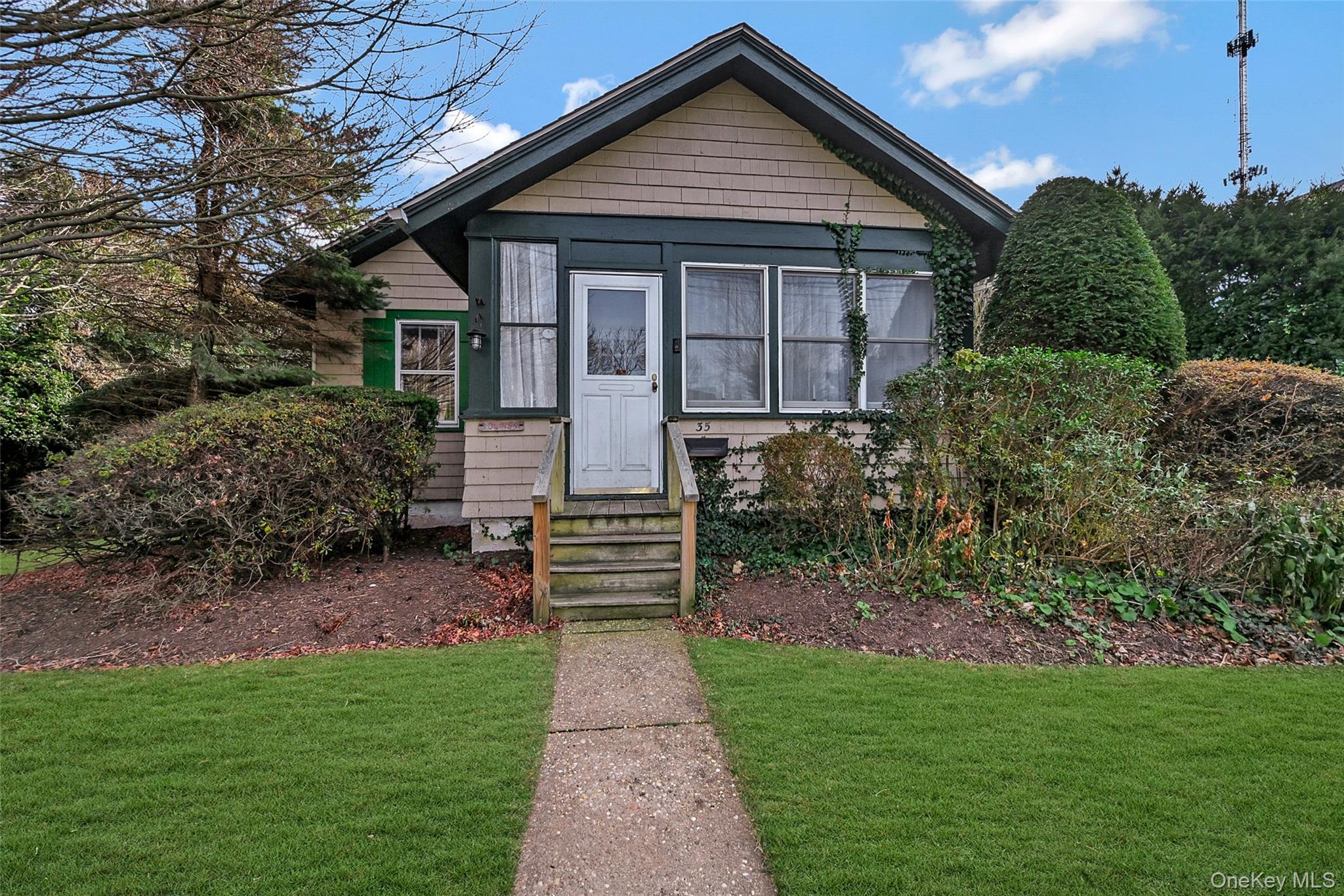 Greenport, New York, 11944, United States, 5 Bedrooms Bedrooms, ,3 BathroomsBathrooms,Residential,For Sale,1994545