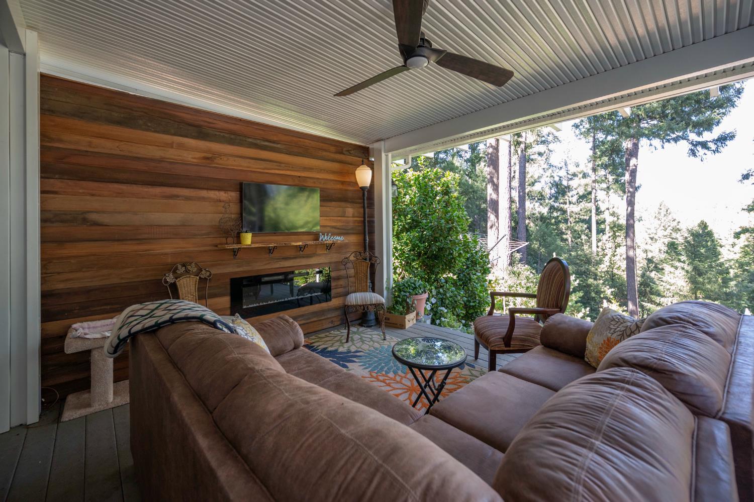 Camino, California, 95709, United States, 3 Bedrooms Bedrooms, ,4 BathroomsBathrooms,Residential,For Sale,1893476