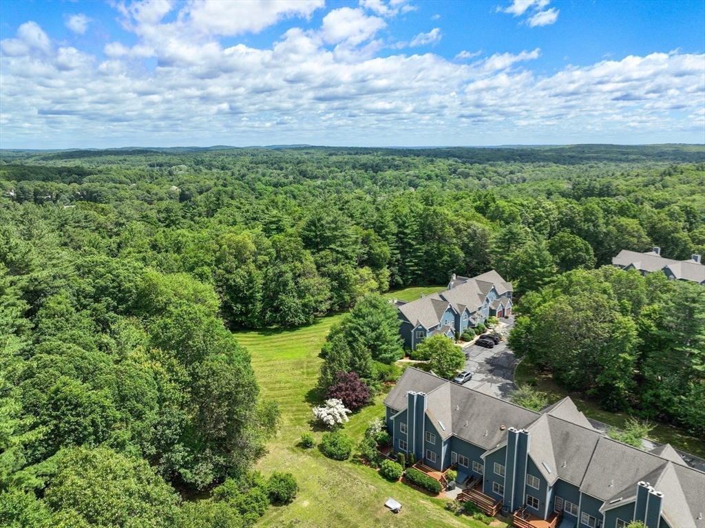 Hopkinton, Massachusetts, 01748, United States, 2 Bedrooms Bedrooms, ,3 BathroomsBathrooms,Residential,For Sale,1875527