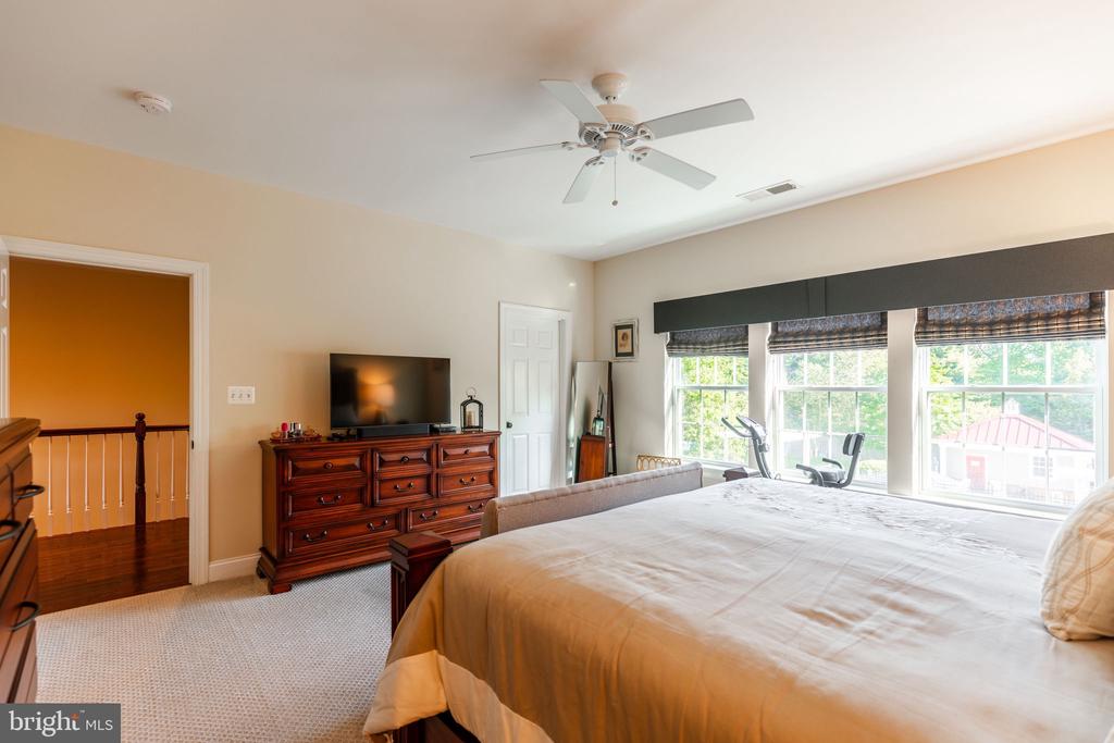 Chestertown, Maryland, 21620, United States, 2 Bedrooms Bedrooms, ,3 BathroomsBathrooms,Residential,For Sale,1949914