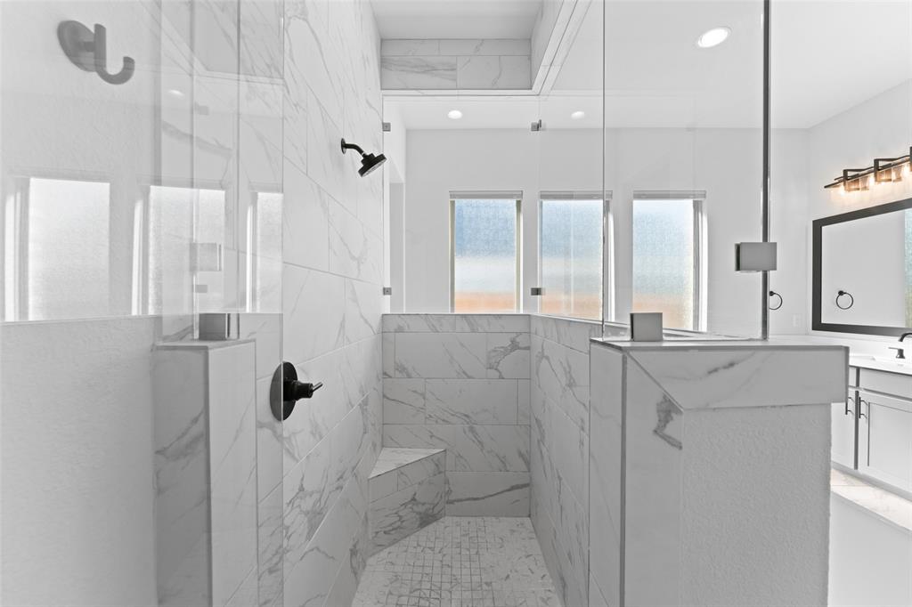 Midlothian, Texas, 76065, United States, 4 Bedrooms Bedrooms, ,5 BathroomsBathrooms,Residential,For Sale,2048085