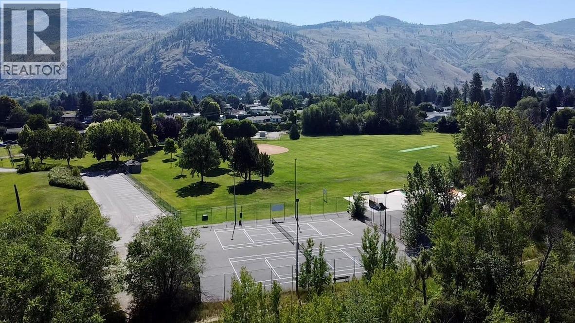 KAMLOOPS, British Columbia, V2H 1M4, CA, 5 Bedrooms Bedrooms, ,2 BathroomsBathrooms,Residential,For Sale,1912088