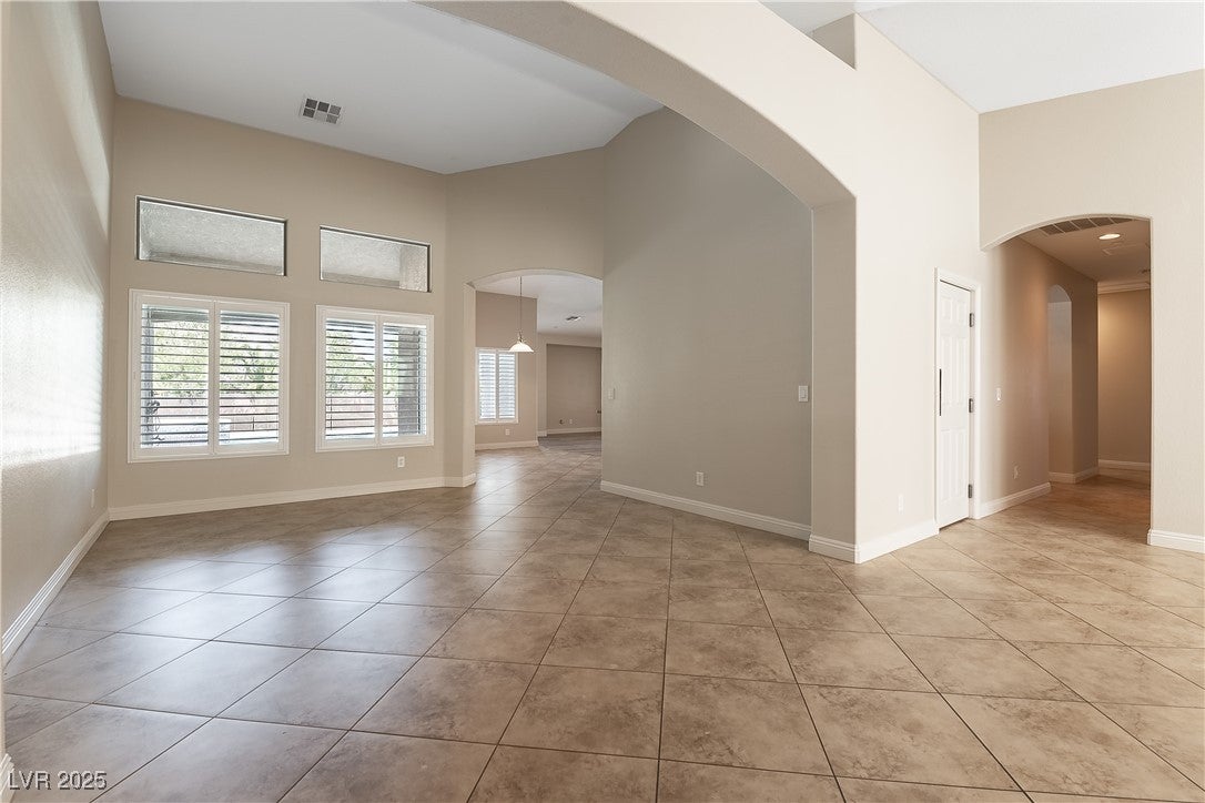 Las Vegas, Nevada, 89183, United States, 5 Bedrooms Bedrooms, ,4 BathroomsBathrooms,Residential,For Sale,1981213