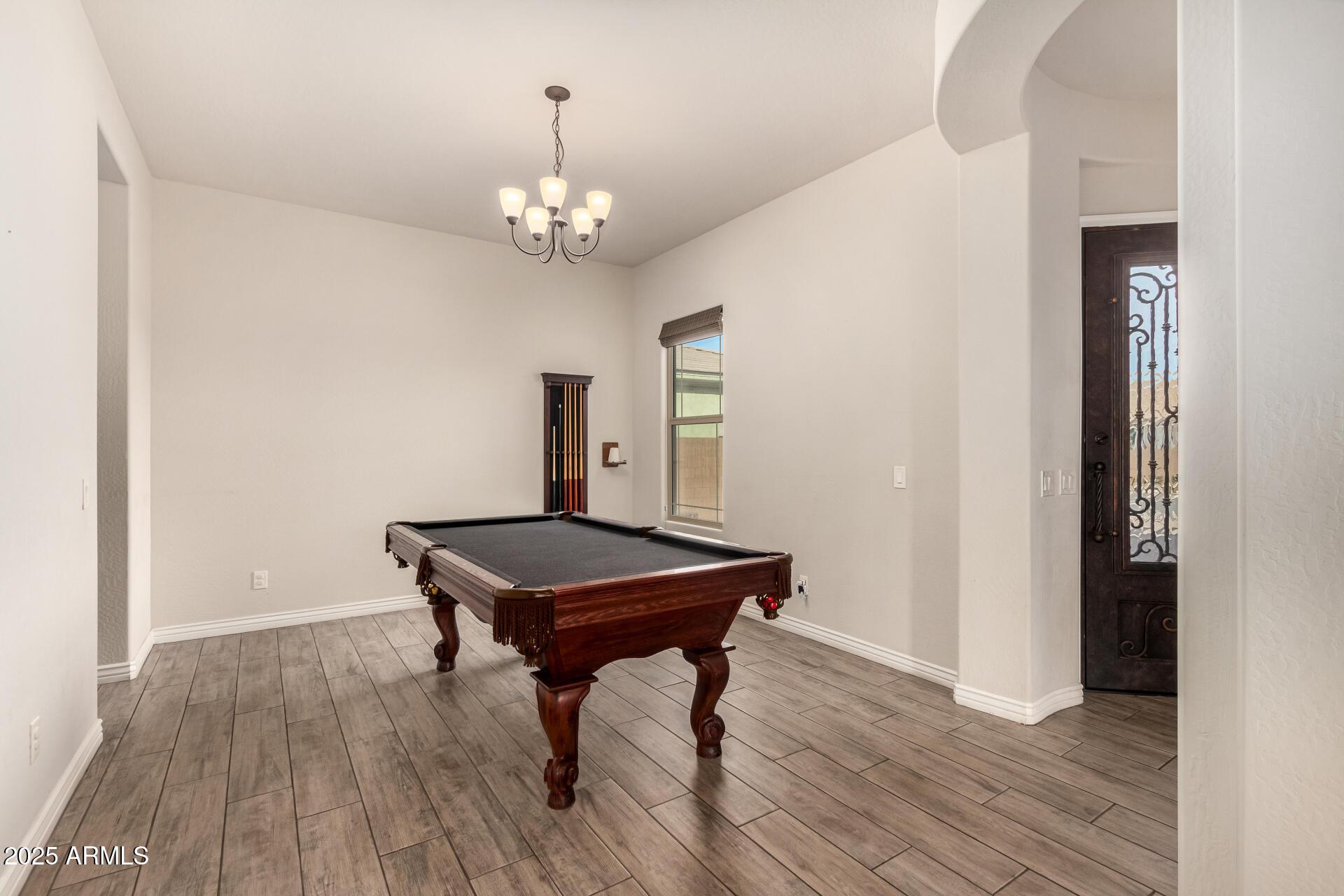Glendale, Arizona, 85305, United States, 4 Bedrooms Bedrooms, ,5 BathroomsBathrooms,Residential,For Sale,1881067