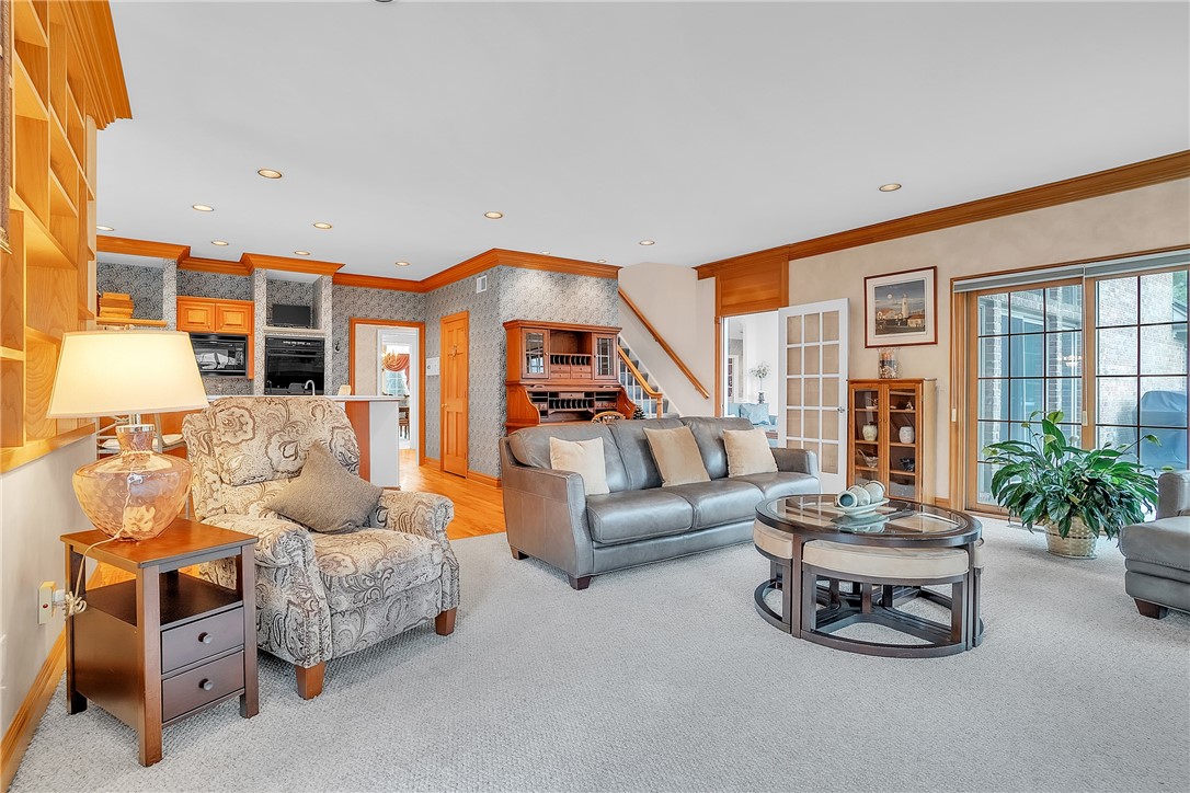 Hampton, Pennsylvania, 15044, United States, 5 Bedrooms Bedrooms, ,7 BathroomsBathrooms,Residential,For Sale,2001807