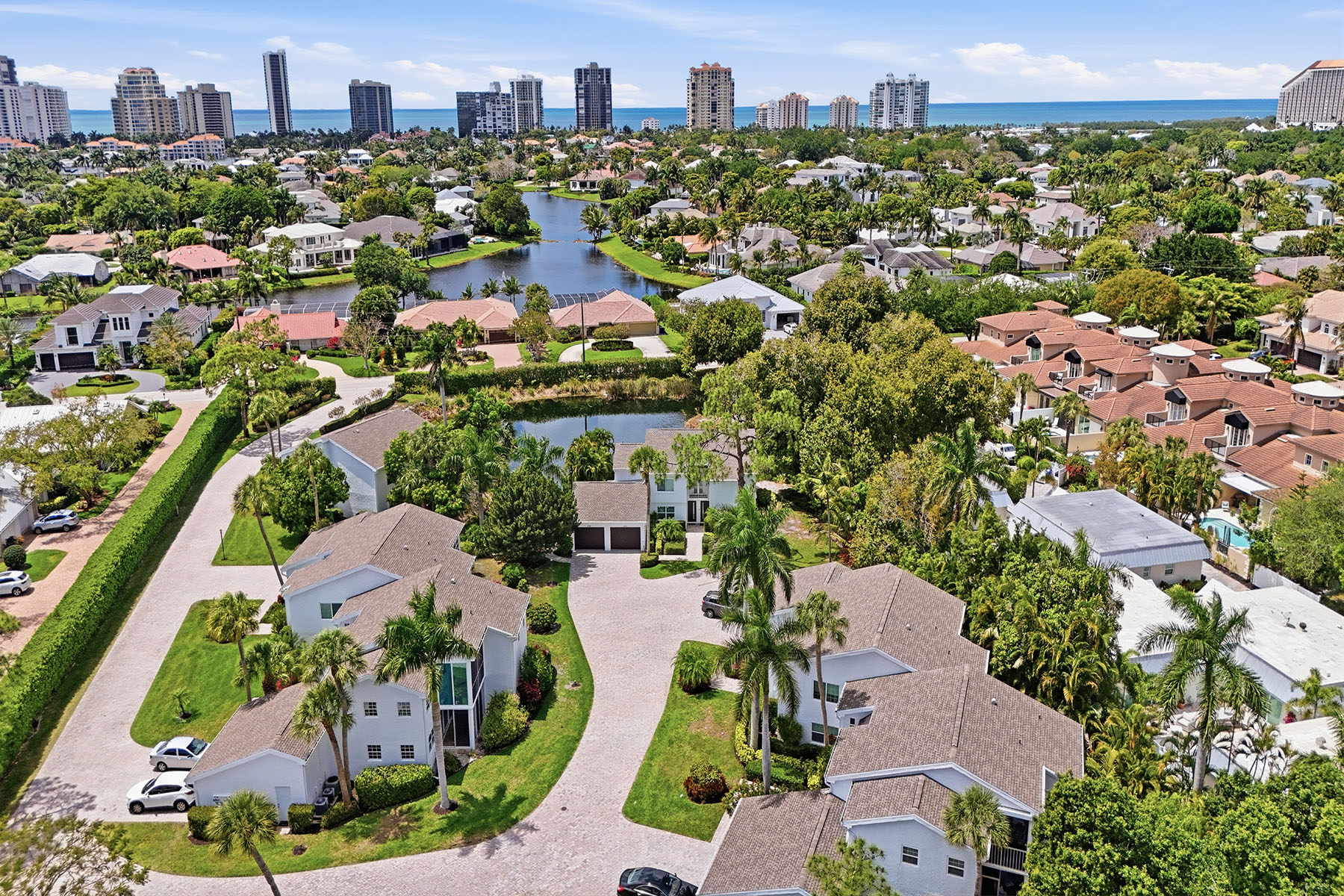  PARK SHORE - LAKEVIEW PINES - 物件實景