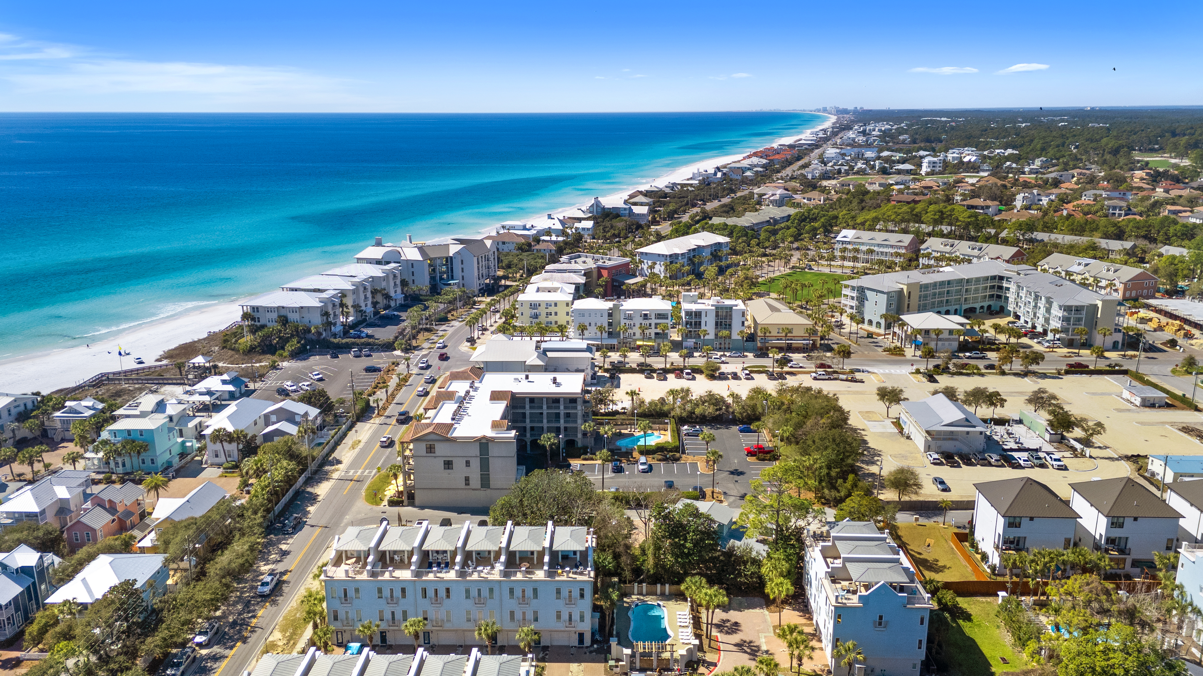  Remodeled End-Unit Townhome With gulf Views And Rooftop Retreat - 物件實景