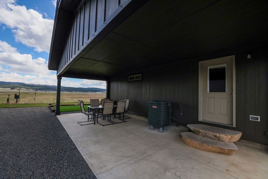 Donnelly, Idaho, 83615, United States, 3 Bedrooms Bedrooms, ,1 BathroomBathrooms,Residential,For Sale,2005150