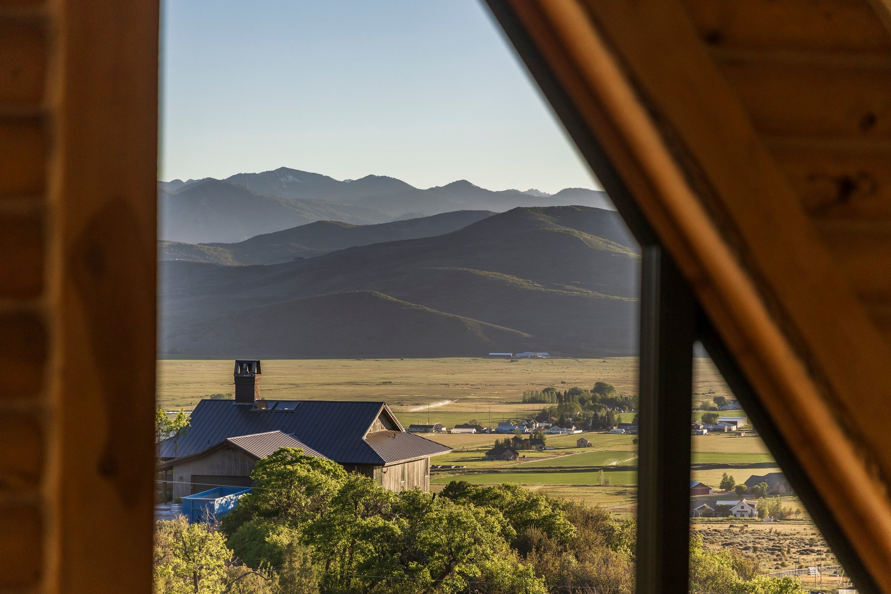  Coming soon Handcrafted Mountain Property on 5 Acres with Views - 物件實景