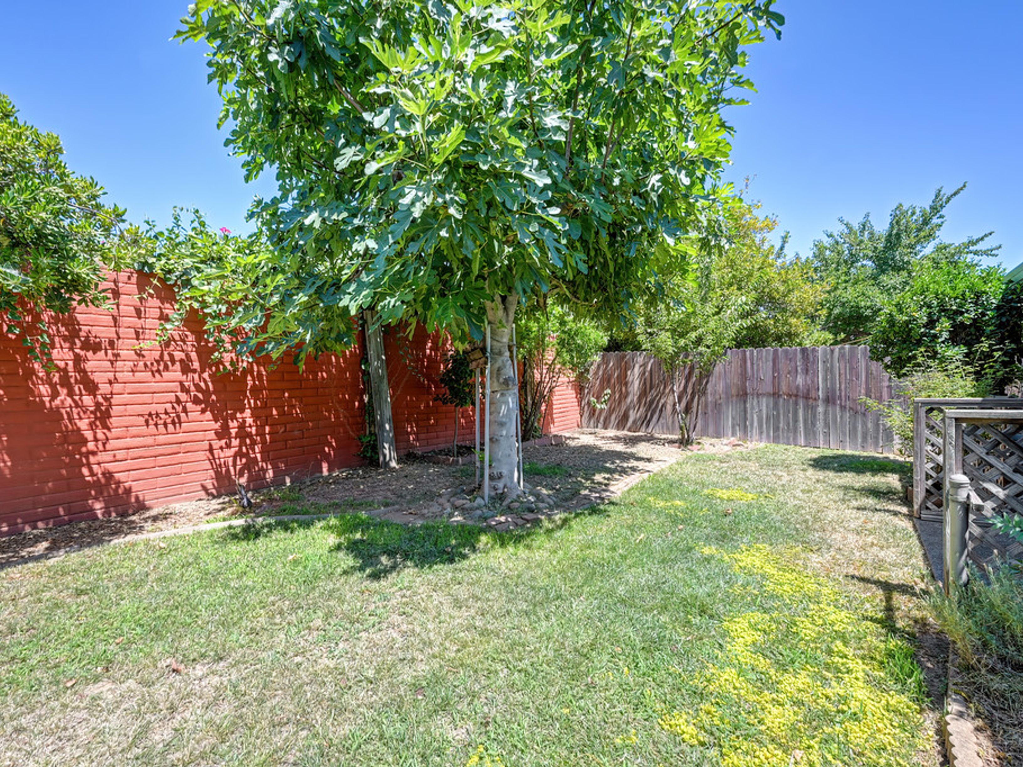  2712 Stoughton Way, Sacramento, CA 95827 - 物件實景