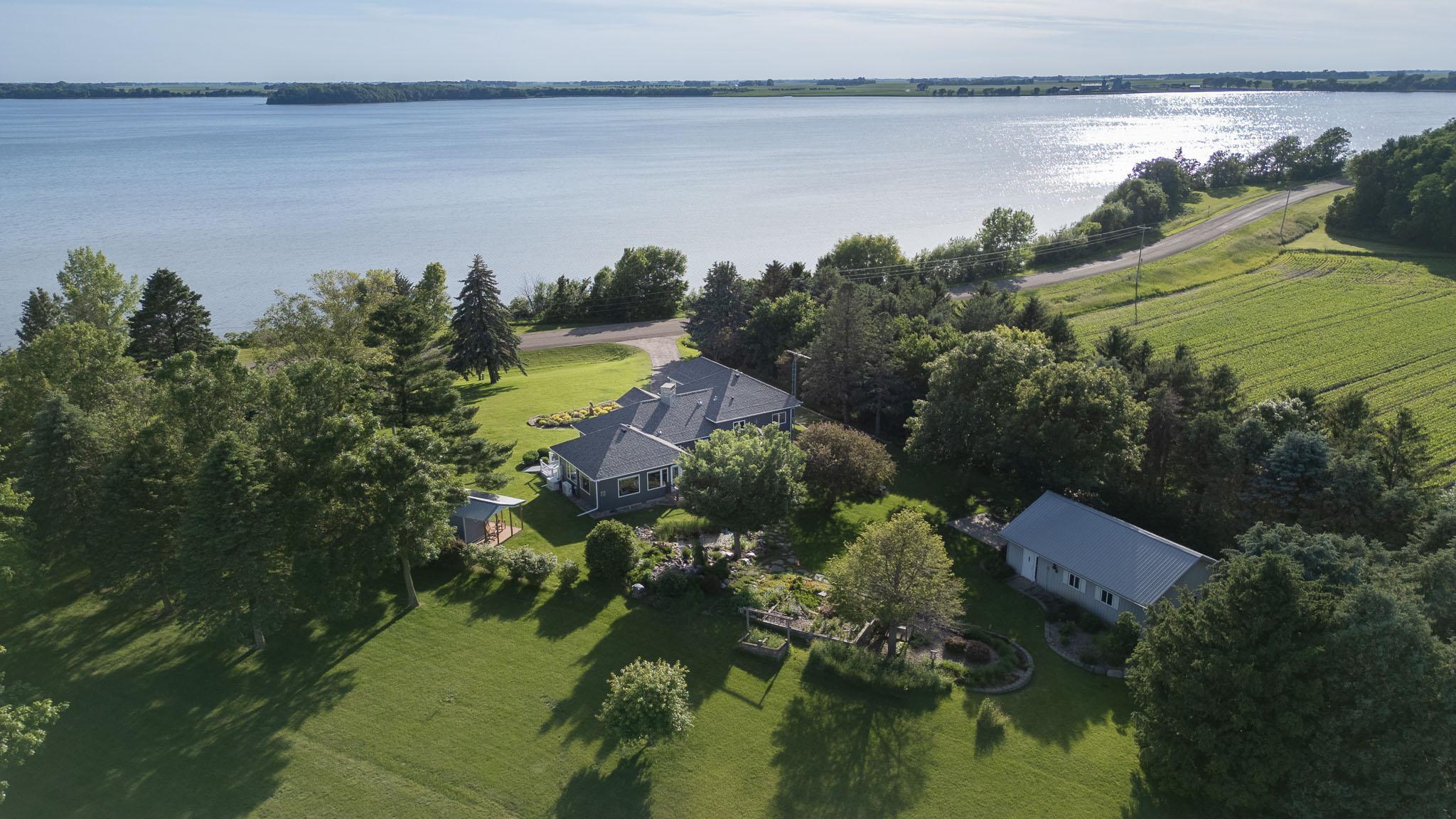 Alden, Minnesota, 56009, United States, 4 Bedrooms Bedrooms, ,1 BathroomBathrooms,Residential,For Sale,1920327