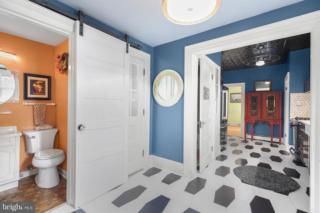 Fredericksburg, Virginia, 22401, United States, 4 Bedrooms Bedrooms, ,2 BathroomsBathrooms,Residential,For Sale,1826966