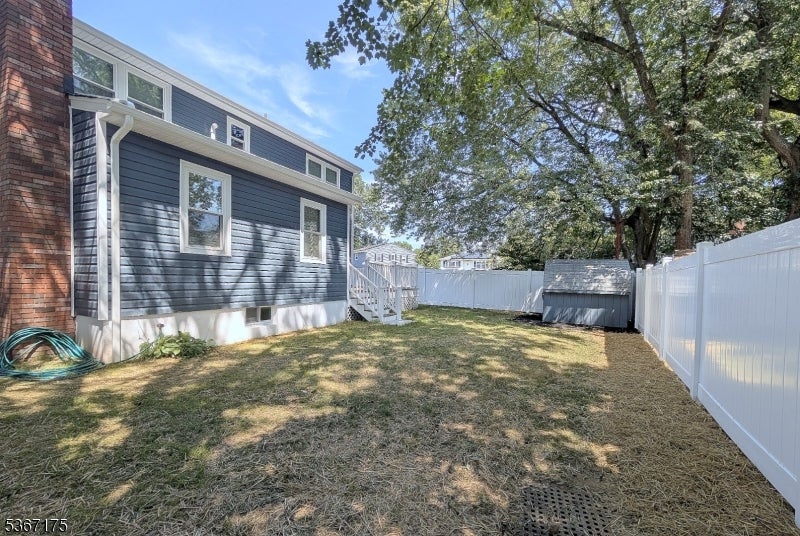 Union Twp., New Jersey, 07083, United States, 4 Bedrooms Bedrooms, ,3 BathroomsBathrooms,Residential,For Sale,1935310