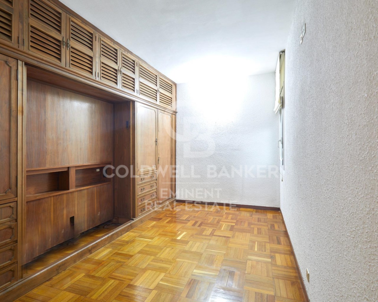 Barcelona, Catalonia, ES, 4 Bedrooms Bedrooms, ,2 BathroomsBathrooms,Residential,For Sale,1838082