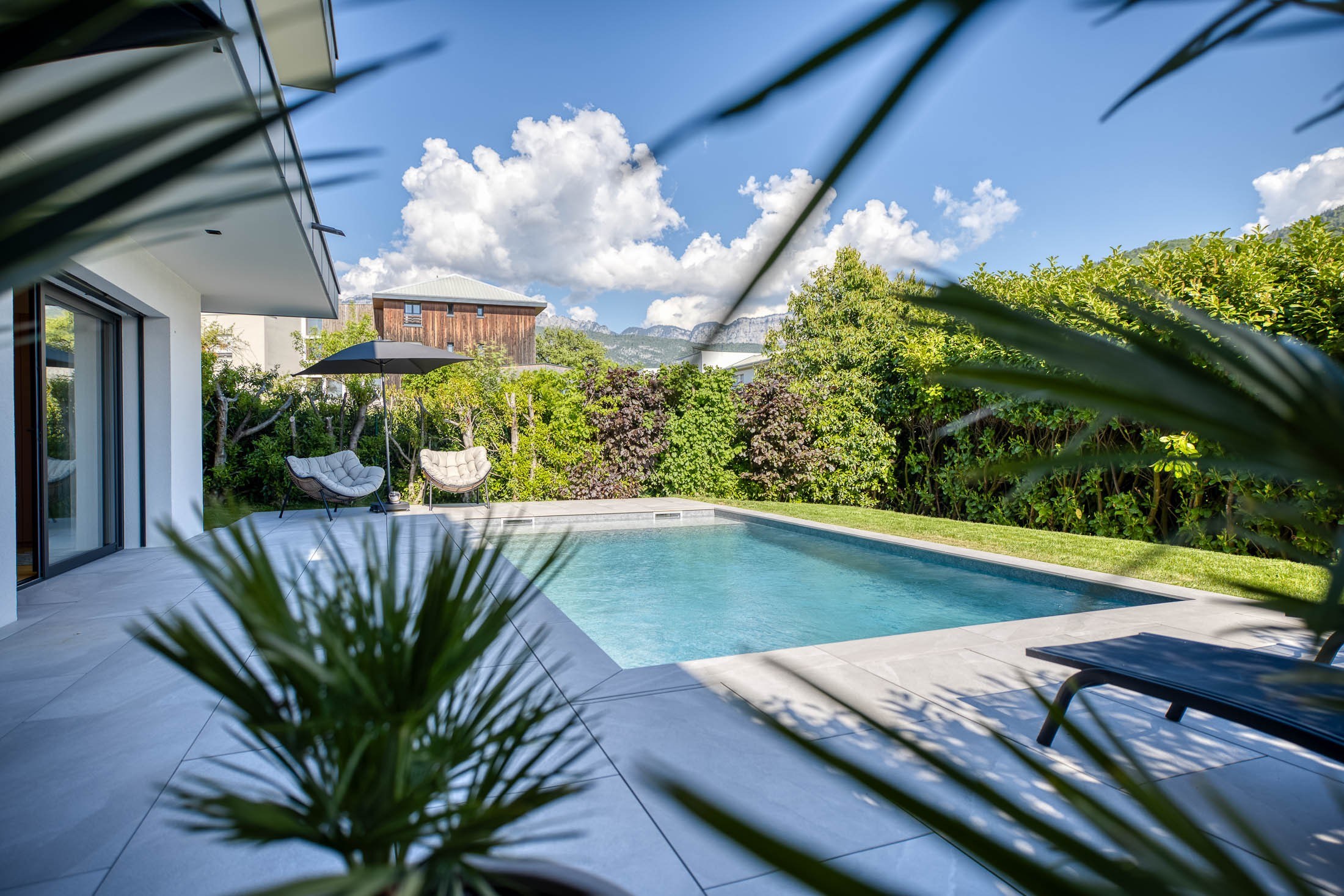  Modern villa with lake and mountain views - 物件實景