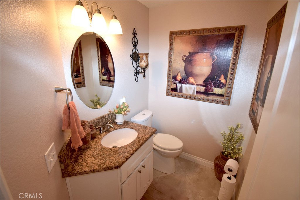 Apple Valley, California, 92308, United States, 5 Bedrooms Bedrooms, ,4 BathroomsBathrooms,Residential,For Sale,1941981