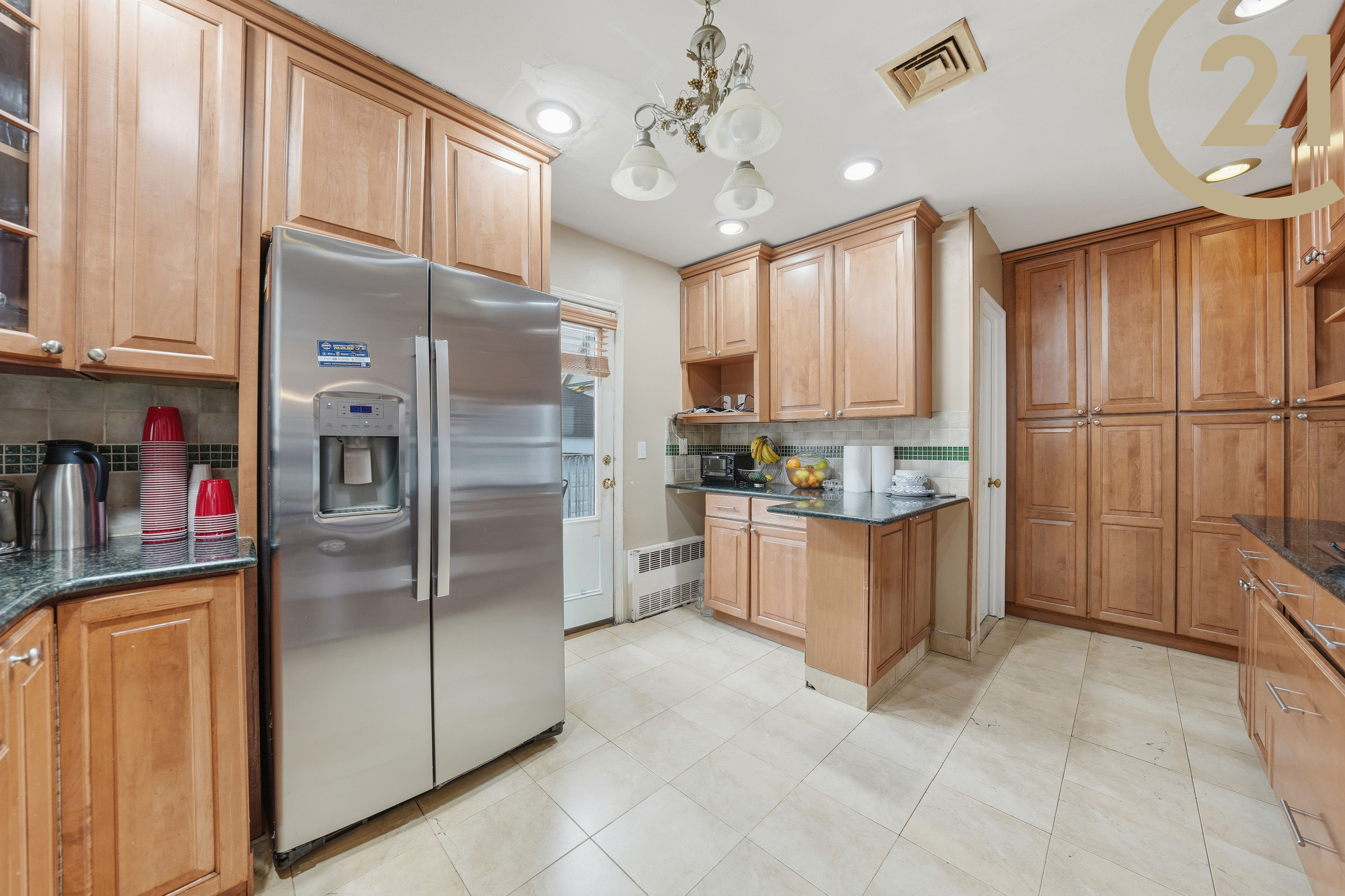 Brooklyn, New York, 11210, United States, 3 Bedrooms Bedrooms, ,4 BathroomsBathrooms,Residential,For Sale,2005400