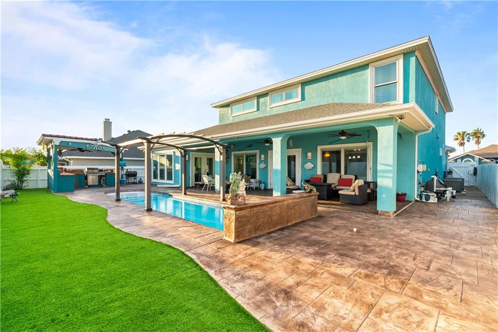 Corpus Christi, Texas, 78418, United States, 4 Bedrooms Bedrooms, ,4 BathroomsBathrooms,Residential,For Sale,1918827